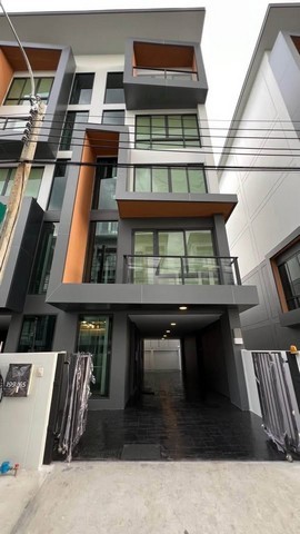 ให้เช่าโฮมออฟฟิศพัฒนาการ ศรีนครินทร์ : HR2283ให้เช่า Home office 3 ชั้น โครงการ jw park กรุงเทพกรีฑา เหมาะทำออฟฟิศ เดินทางสะดวก