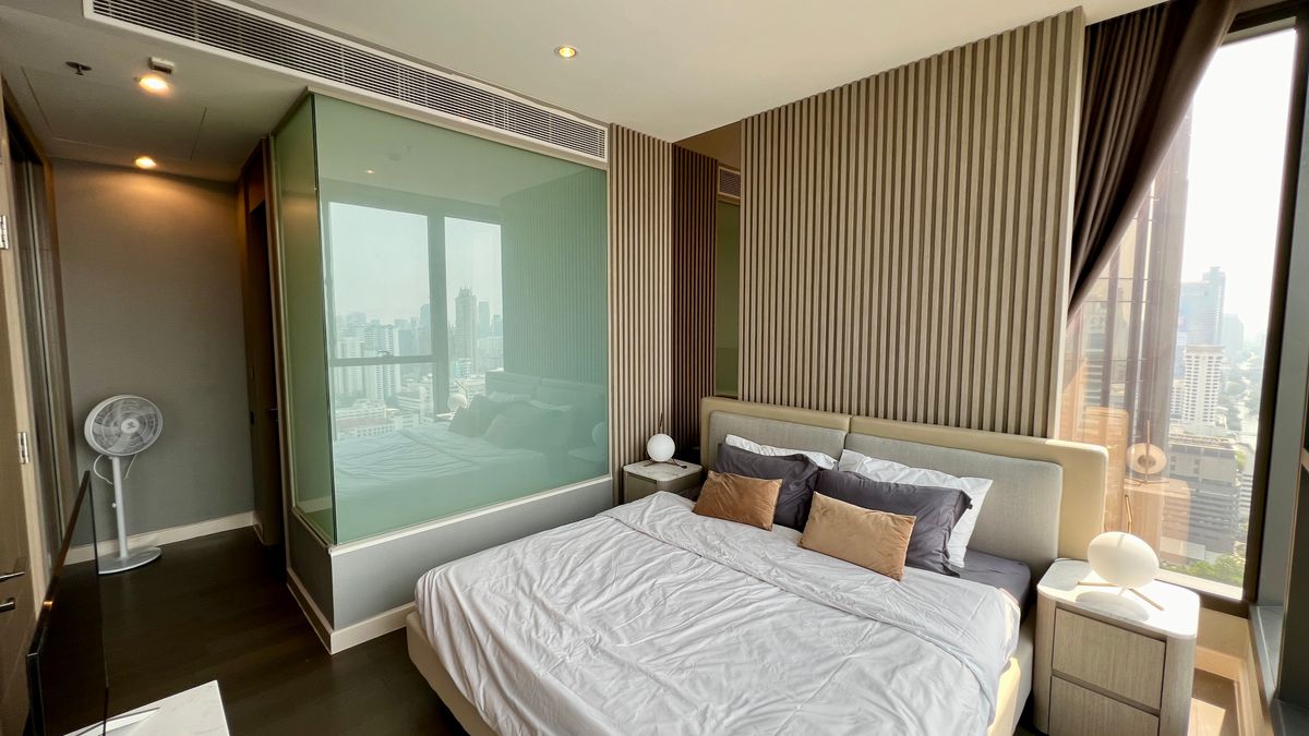 ให้เช่าคอนโดพระราม 9 เพชรบุรีตัดใหม่ RCA : ให้เช่า The Esse at Singha Complex ราคา 48,000 บาท/เดือน [MNor01]