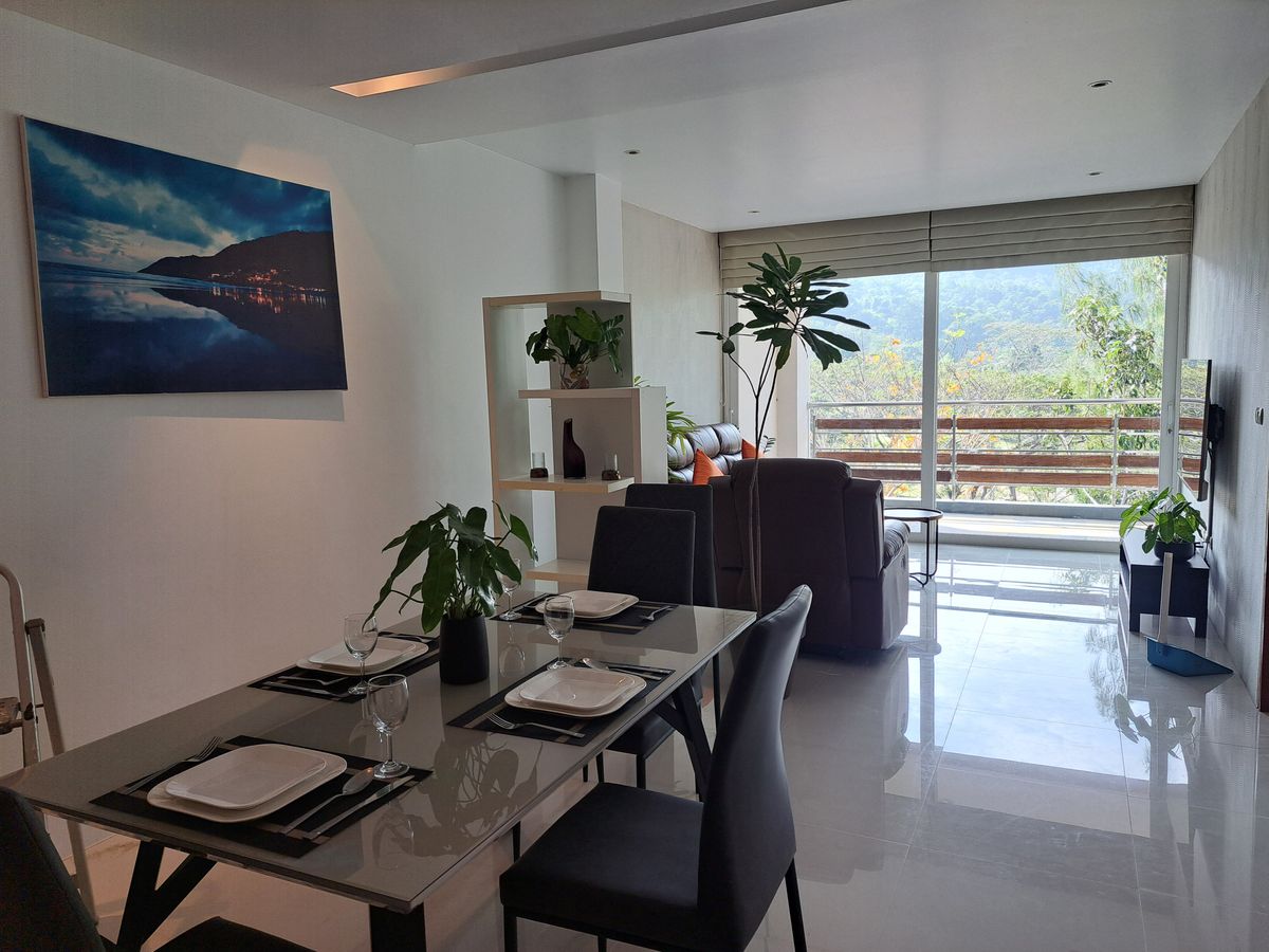 ขายคอนโดภูเก็ต : Mountain view 2 Bedroom condo for sale in Kathu