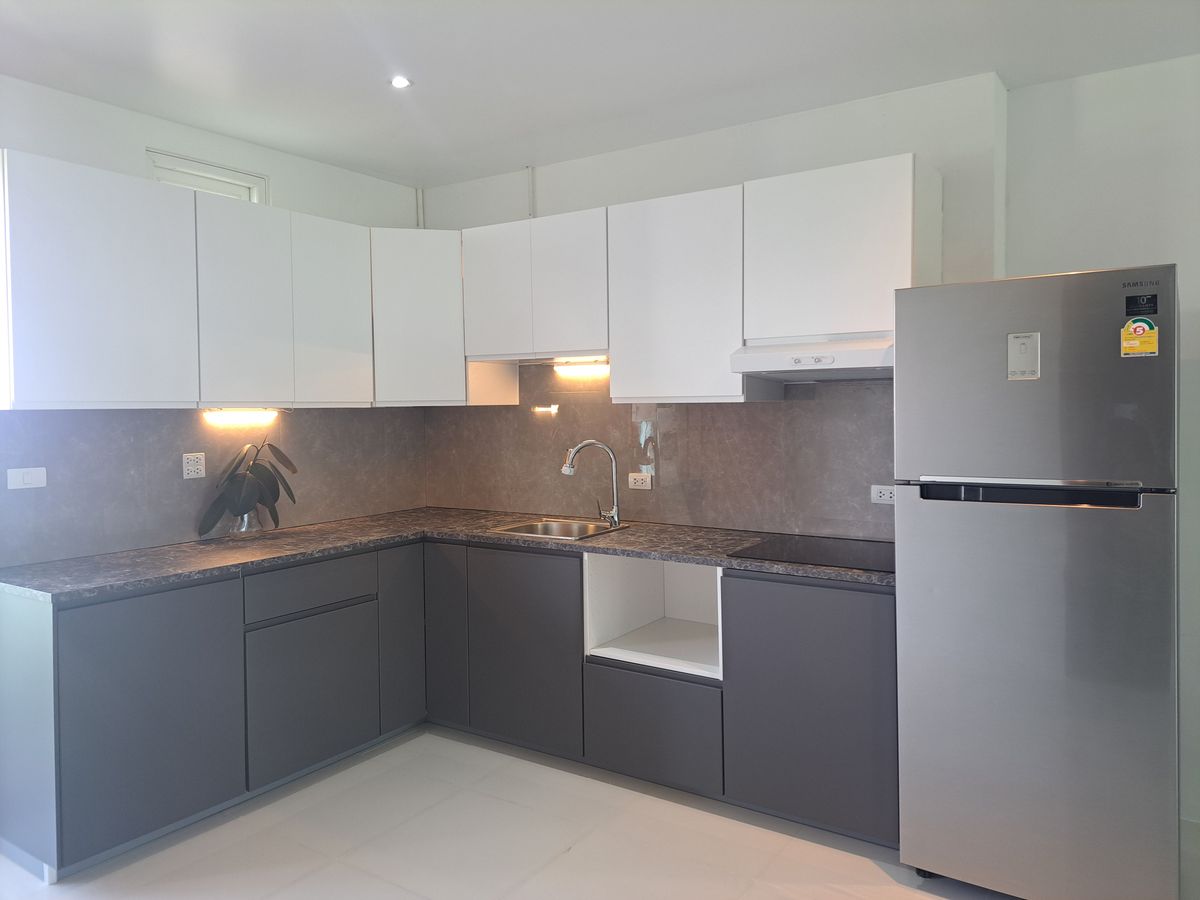 ขายคอนโดภูเก็ต : Mountain view 2 Bedroom condo for sale in Kathu