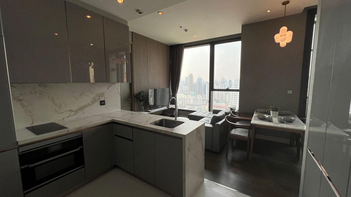 ให้เช่าคอนโดพระราม 9 เพชรบุรีตัดใหม่ RCA : ให้เช่า The Esse at Singha Complex ราคา 48,000 บาท/เดือน [MNor01]