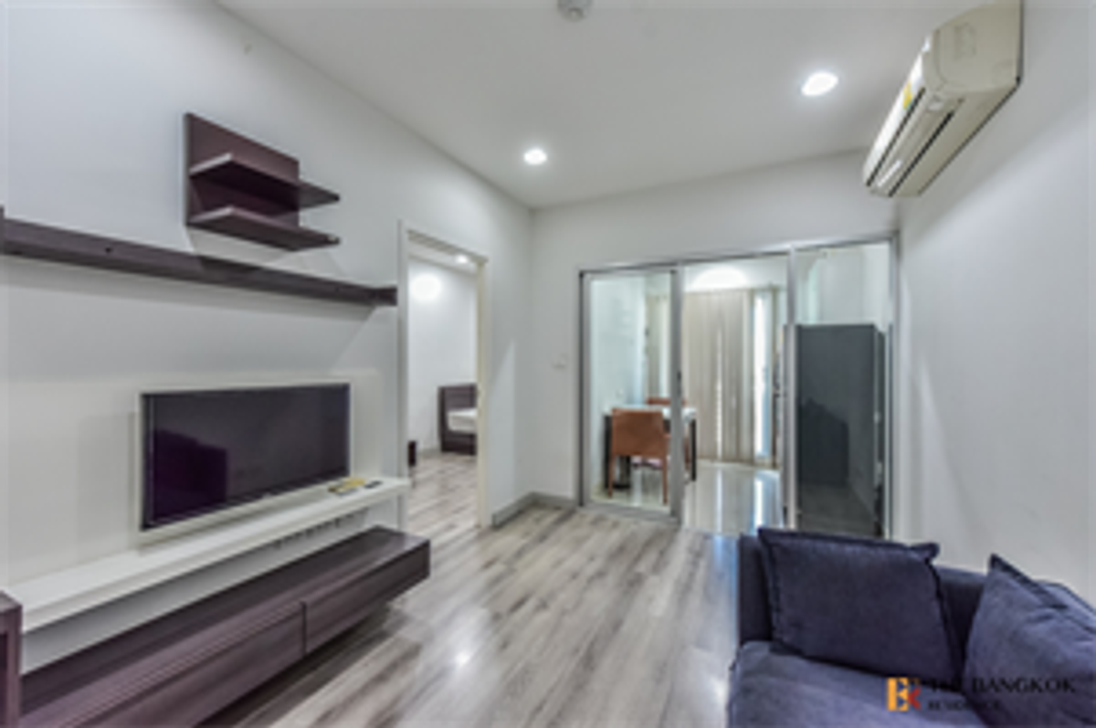 ขายคอนโดสาทร นราธิวาส : Centric Sathorn - Saint Louis for sell | 17th Floor | 1 Bed 1 Bath | 35 SQ.M. | By James Tel: 065-824-1025