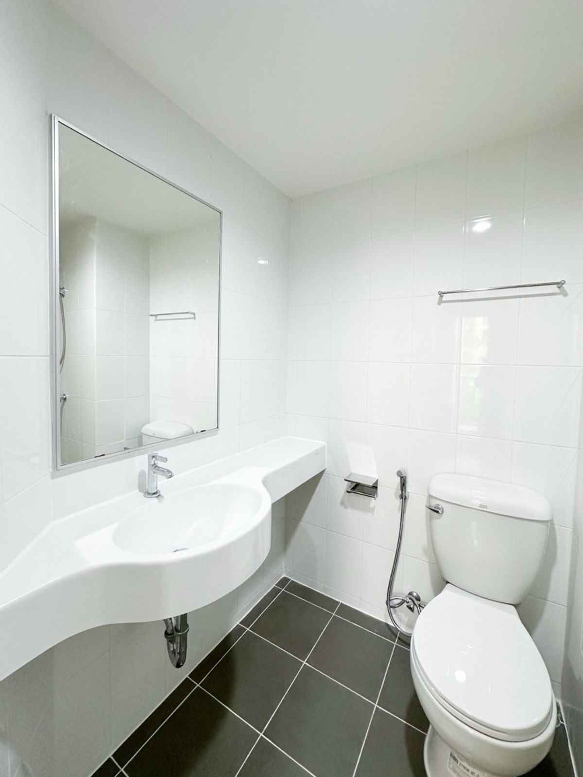 ขายคอนโดเกษตร นวมินทร์ ลาดปลาเค้า : ลุมพินี ลาดปลาเค้า 2 รีโนเวทใหม่ทั้งห้อง แค่ล้านกลางๆ