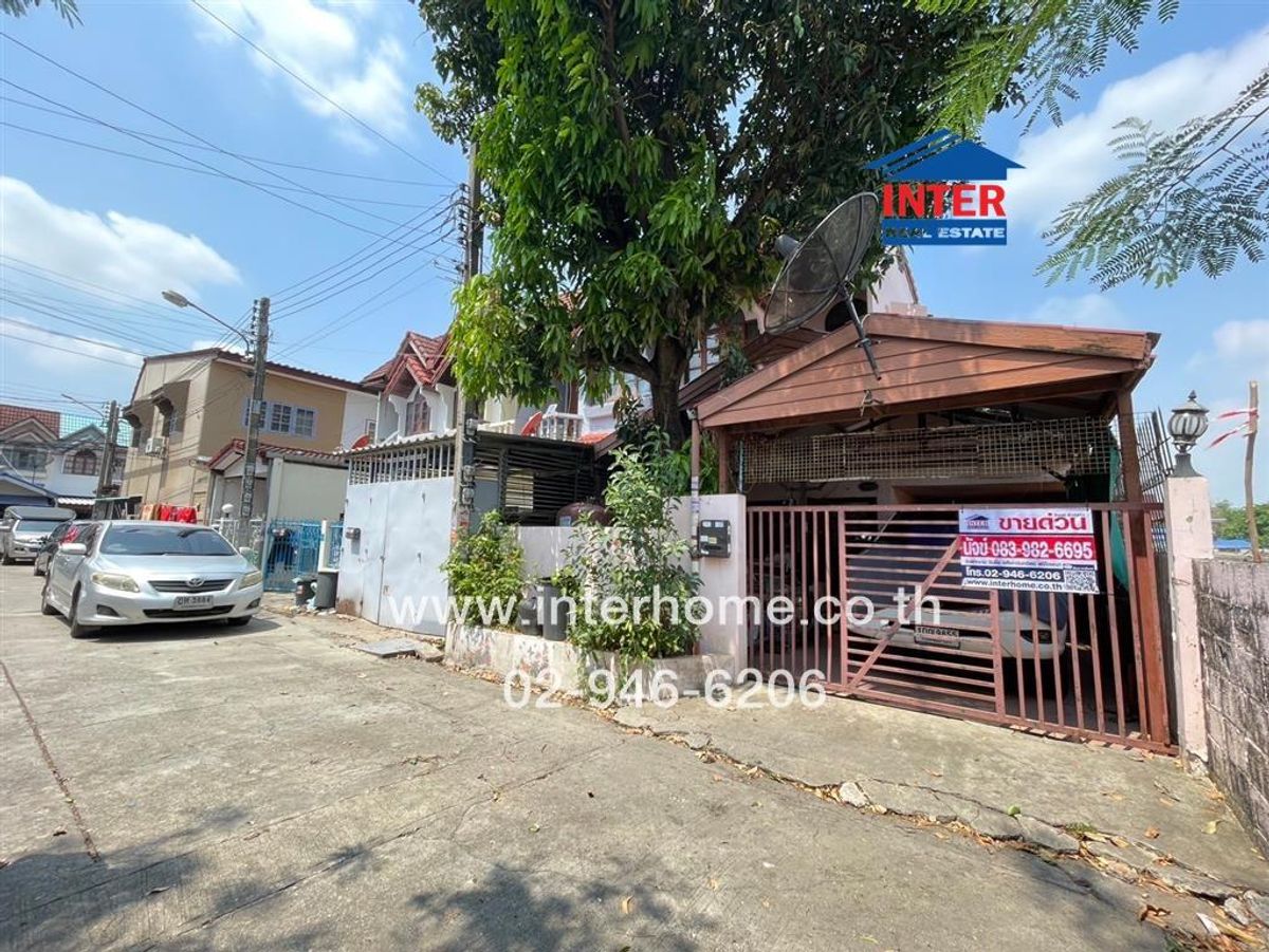 ขายทาวน์โฮมนวมินทร์ รามอินทรา : ทาวน์เฮ้าส์ 2 ชั้น 27 ตร.ว. หมู่บ้านเพชรไพลิน ซอย12 โรงเรียนโสมาภาพัฒนา ซอยพระยาสุเรนทร์35 ถนนรามอินทรา ถนนพระยาสุเรนทร์ เขตคลองสามวา กรุงเทพมหานคร
