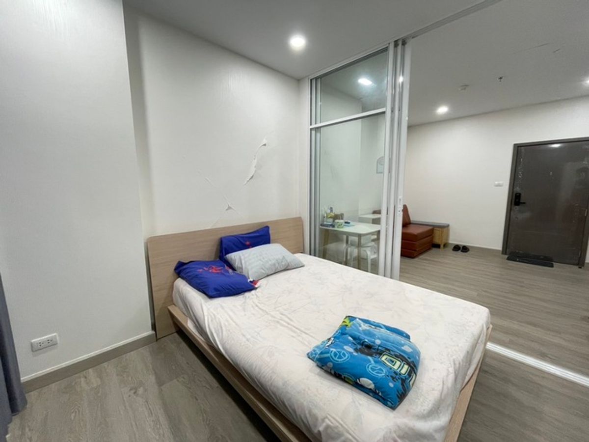 For RentCondoBang kae, Phetkasem : 🎨 Rent ready !! 1 bedroom, 1 bathroom, 9th floor, size 35 sqm, only 14,000 baht only // Supalai Loft Condo, Phasi Charoen, near MRT Phasi Charoen 200 meters // 065 356 2745 The Toy 🎨 
 
