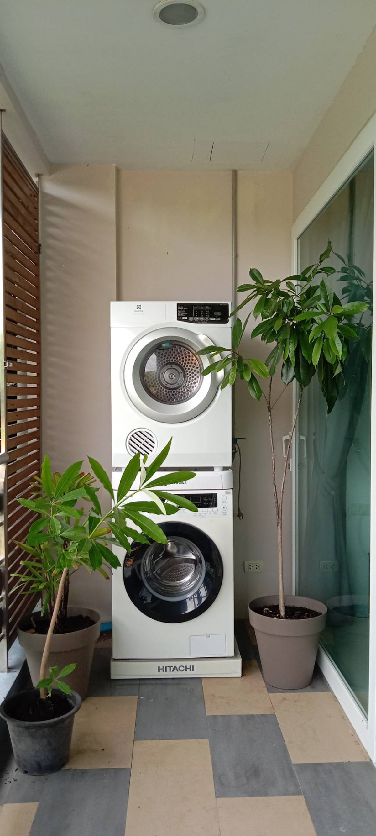 ขายคอนโดภูเก็ต : Mountain view 2 Bedroom condo for sale in Kathu