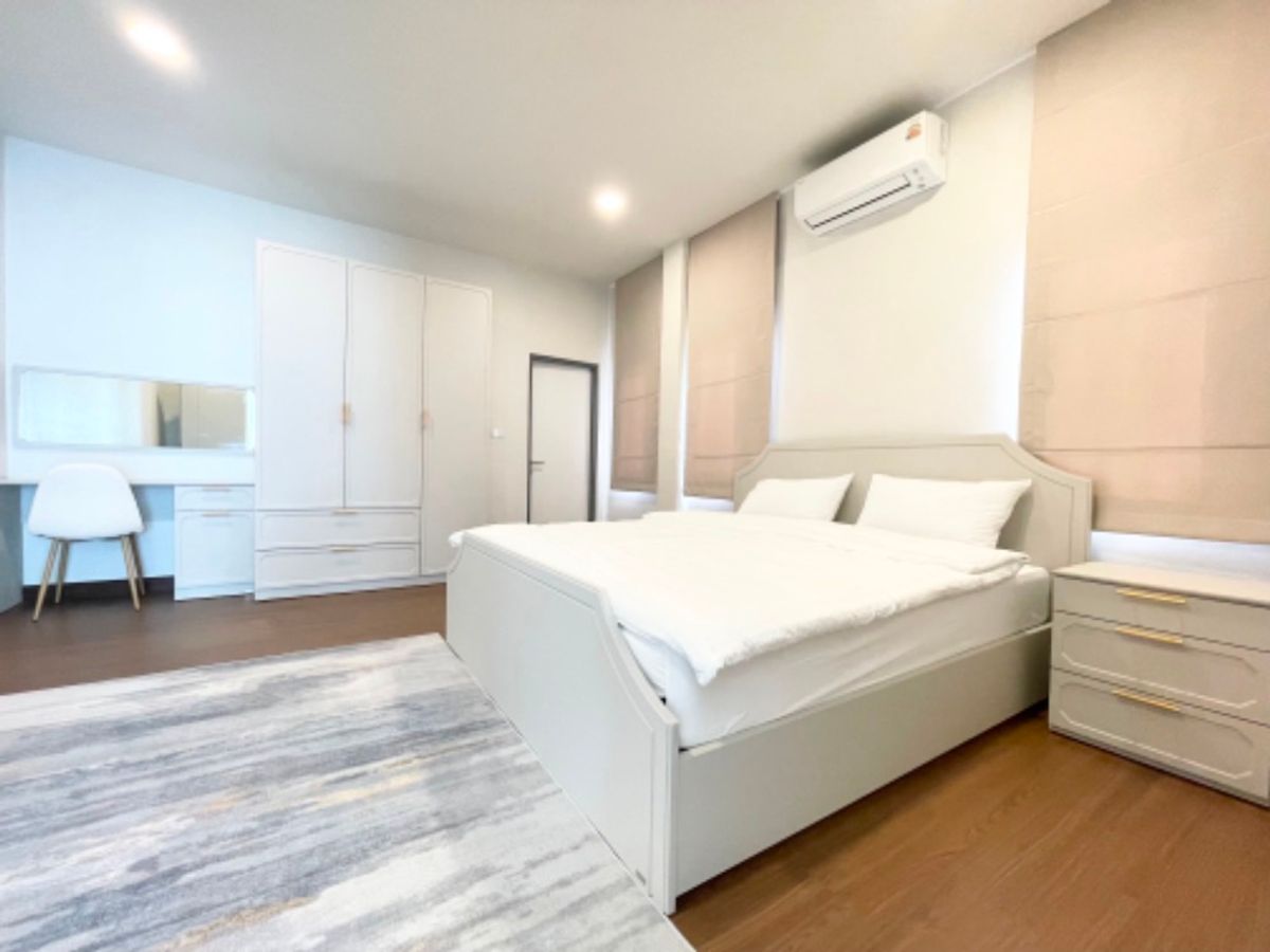 For RentHouseBangna, Bearing, Lasalle : Detached house for rent 🔥 The City Bangna 🔥 4 bedrooms, 5 bathrooms, convenient to travel near Mega Bangna