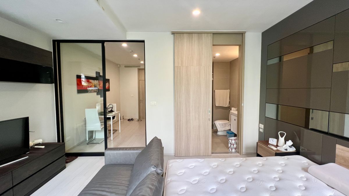 For RentCondoWitthayu, Chidlom, Langsuan, Ploenchit : For rent, noble ploenchit, price 40,000 baht/month [MNOR02]