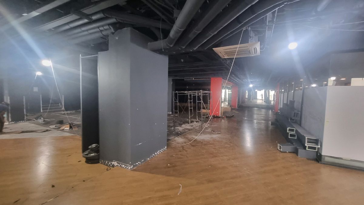 For RentRetail SpaceSukhumvit, Asoke, Thonglor : BTS Phrom Phong, rent a large area of ​​767.32 square meters, 750 baht per square meter