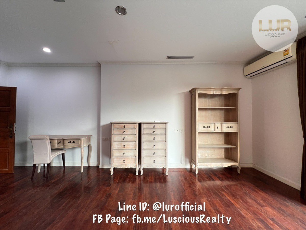 For SaleHousePhutthamonthon, Salaya : House for sale, The Gallery Setthasiri ' S Collection Phutthamonthon 1, price 12.00 million baht (negotiable)