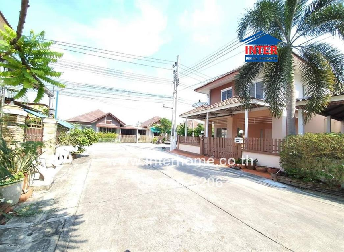 ขายบ้านพัทยา บางแสน ชลบุรี สัตหีบ : บ้านเดี่ยว 2 ชั้น 40 ตร.ว. หมู่บ้านกษิรา ถนนสุขุมวิท ถนนบางนา-ตราด ศรีราชา ชลบุรี