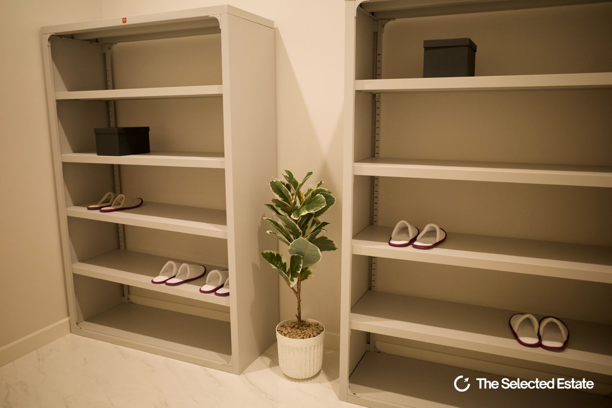 HousePattanakan, Srinakarin : 📍Sale & Amp; Ret: 5 Bedrooms | 6 Bathrooms - 705 SQM | 120 SQ.WA: RENT 800,000 THB/Month - Sale 85 MB