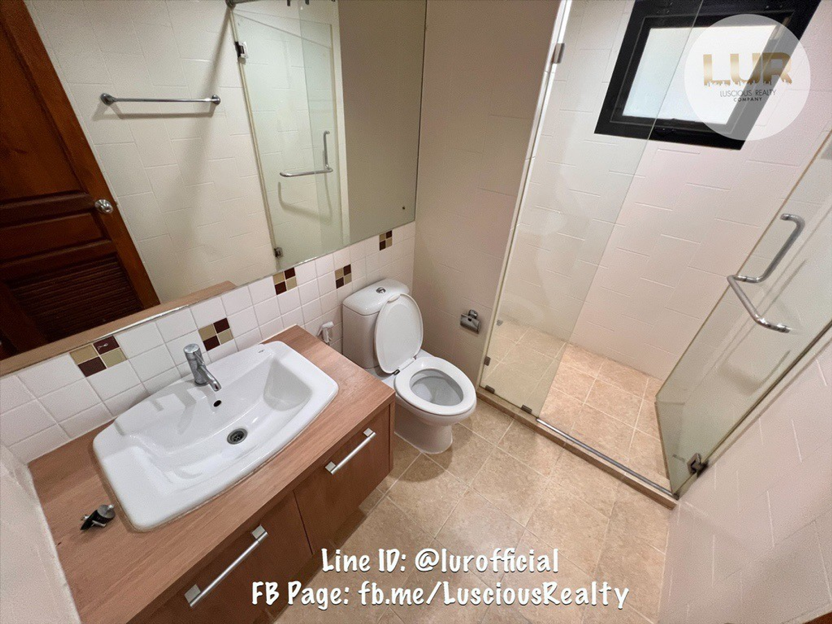 For SaleHousePhutthamonthon, Salaya : House for sale, The Gallery Setthasiri ' S Collection Phutthamonthon 1, price 12.00 million baht (negotiable)