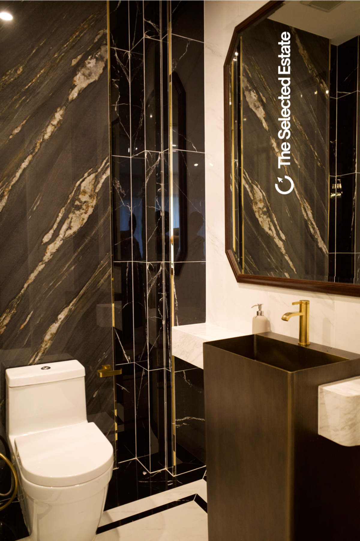 HousePattanakan, Srinakarin : 📍Sale & Amp; Ret: 5 Bedrooms | 6 Bathrooms - 705 SQM | 120 SQ.WA: RENT 800,000 THB/Month - Sale 85 MB