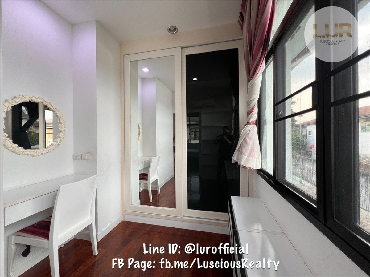 For SaleHousePhutthamonthon, Salaya : House for sale, The Gallery Setthasiri ' S Collection Phutthamonthon 1, price 12.00 million baht (negotiable)