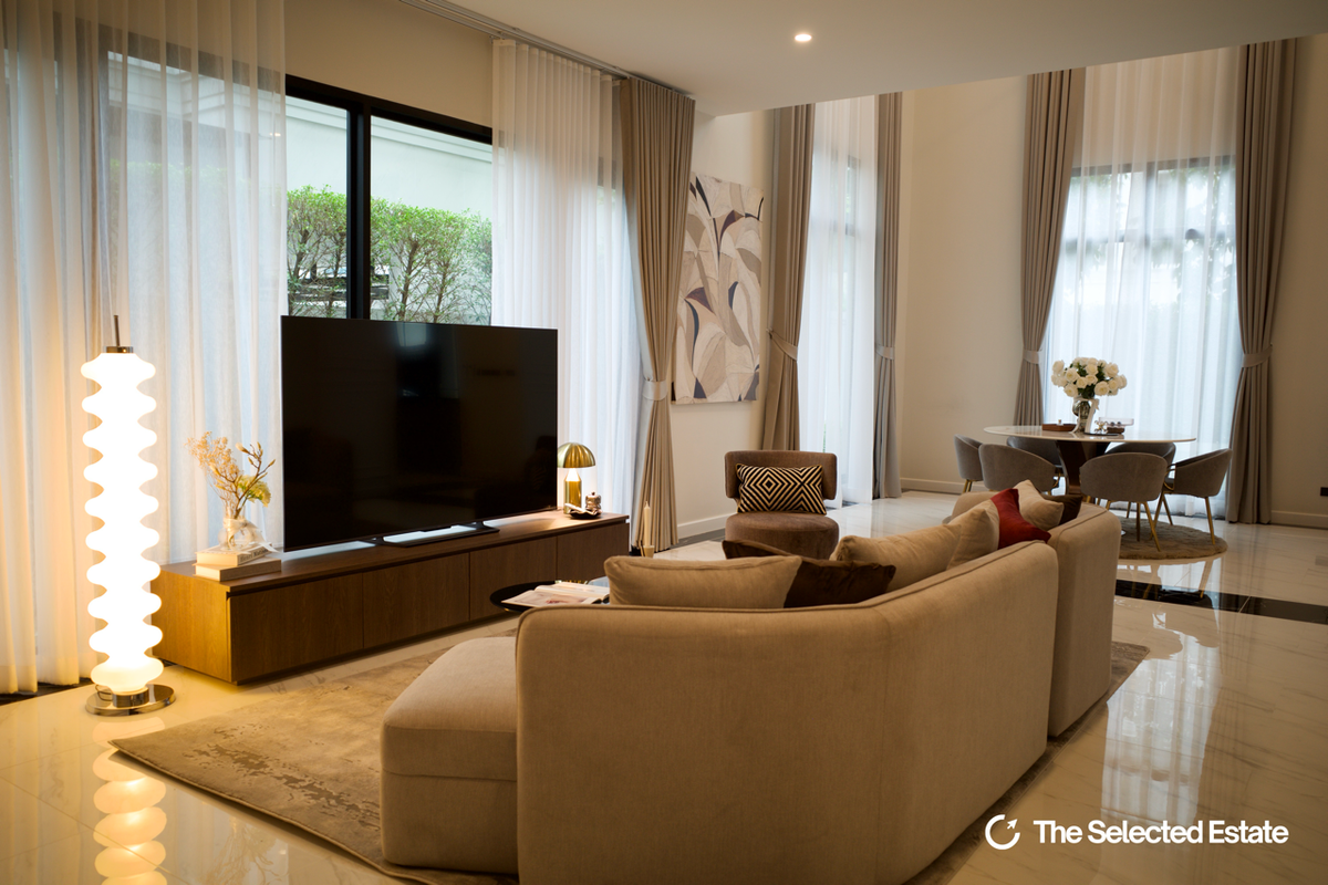 HousePattanakan, Srinakarin : 📍Sale & Amp; Ret: 5 Bedrooms | 6 Bathrooms - 705 SQM | 120 SQ.WA: RENT 800,000 THB/Month - Sale 85 MB