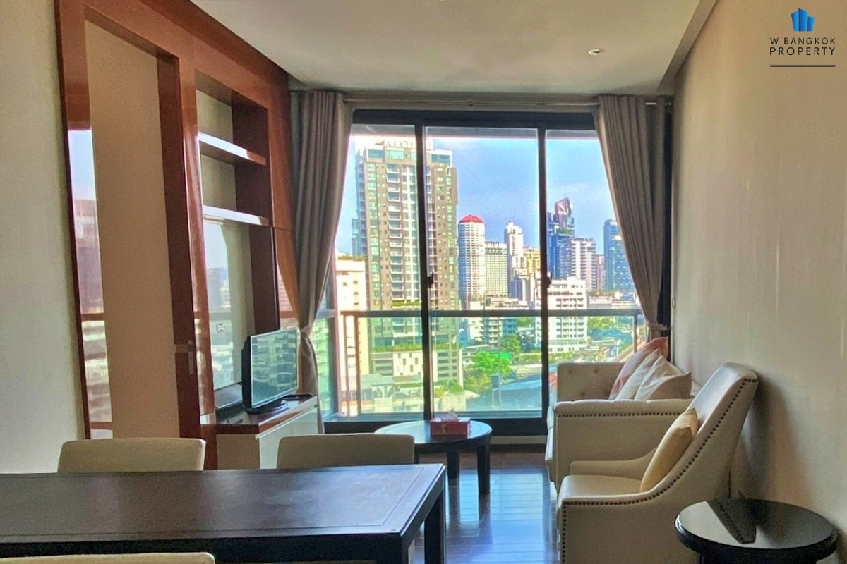 For RentCondoSukhumvit, Asoke, Thonglor : Condo for rent The Address Sukhumvit 28 2-Bed 2-Bath 66 sqm. The condition of the room is very beautiful.