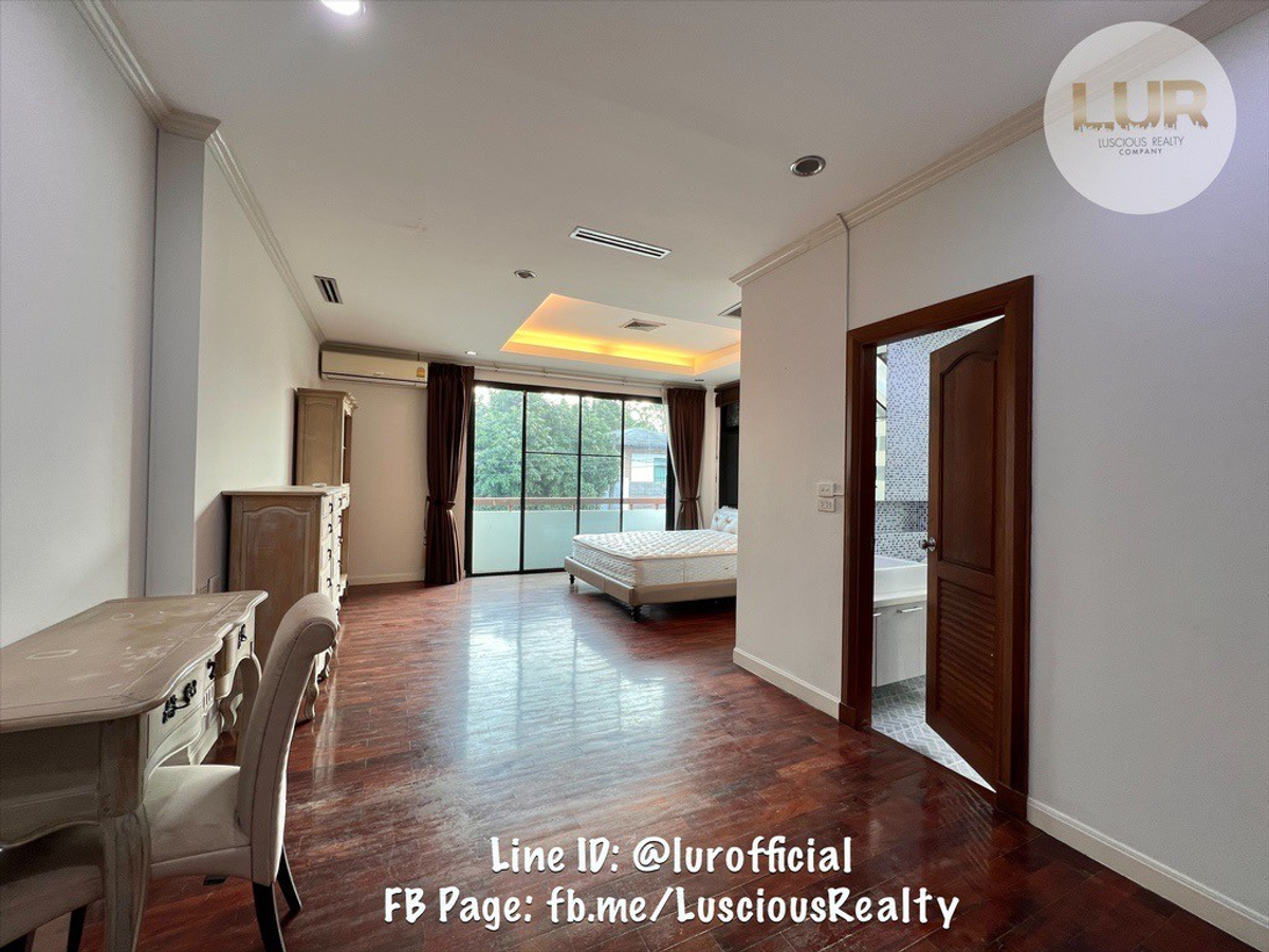 For SaleHousePhutthamonthon, Salaya : House for sale, The Gallery Setthasiri ' S Collection Phutthamonthon 1, price 12.00 million baht (negotiable)