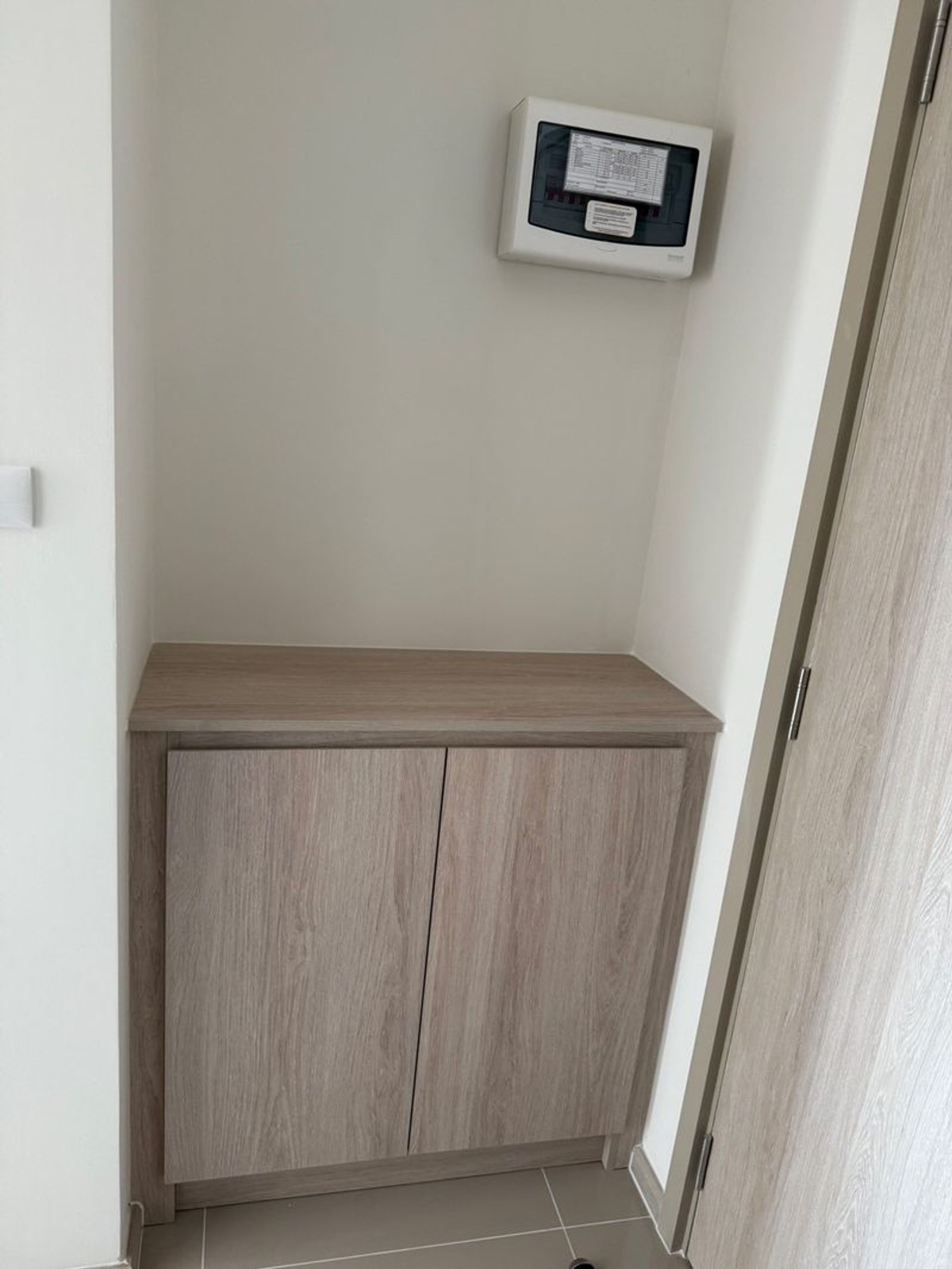 ให้เช่าคอนโดลาดกระบัง สุวรรณภูมิ : ให้เช่า คอนโด Dcondo Air #ดีคอนโดแอร์ลาดกระบัง  ห้องใหม่ เฟอร์นิเจอร์ และเครื่องใช้ไฟฟ้าครบ ตึก A ชั้น 5 ขนาด 25 ตารางเมตร ตกแต่งสวย ทิศใต้ แดดไม่ร้อน วิวธรรมชาติ