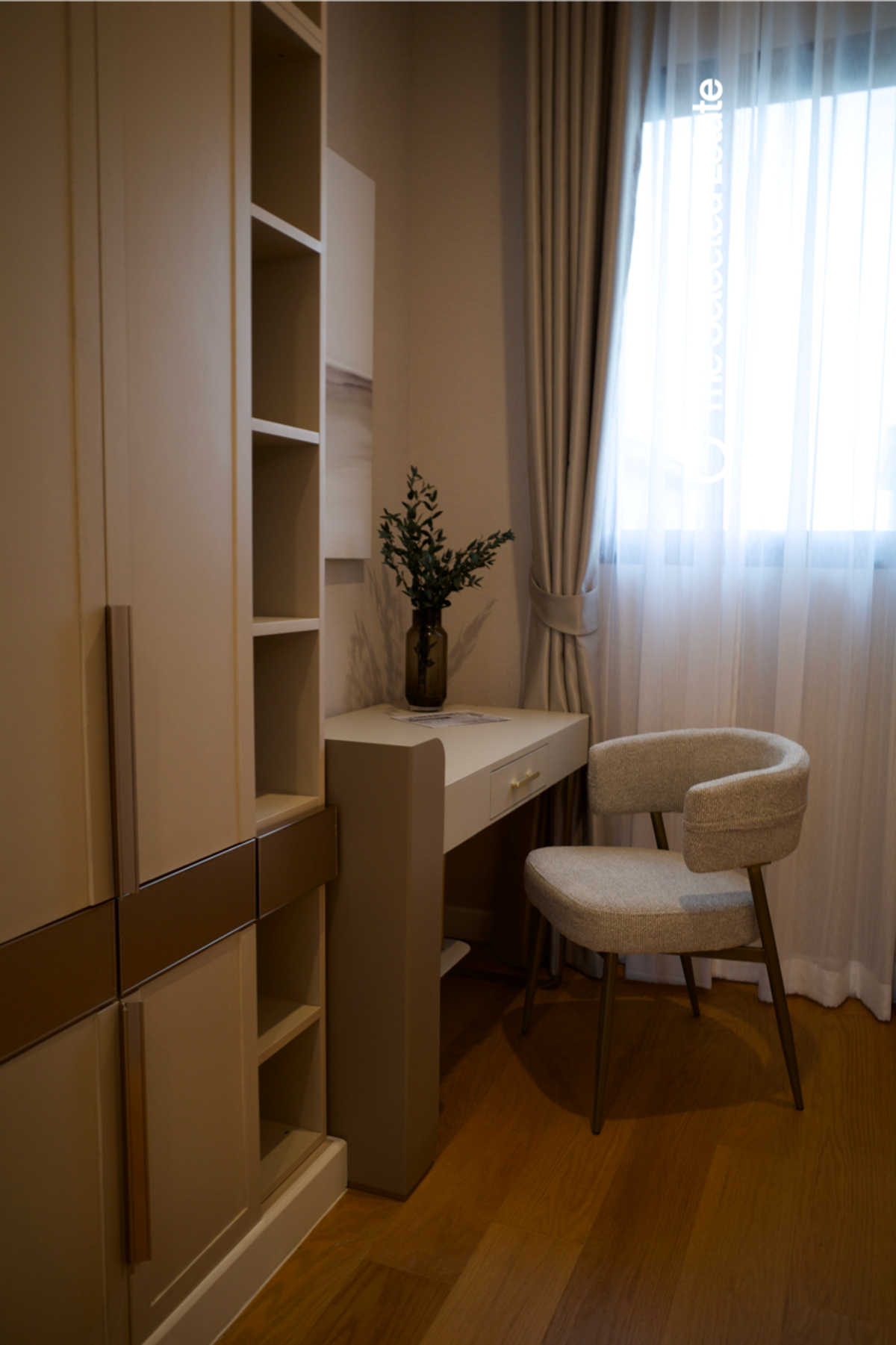 HousePattanakan, Srinakarin : 📍Sale & Amp; Ret: 5 Bedrooms | 6 Bathrooms - 705 SQM | 120 SQ.WA: RENT 800,000 THB/Month - Sale 85 MB