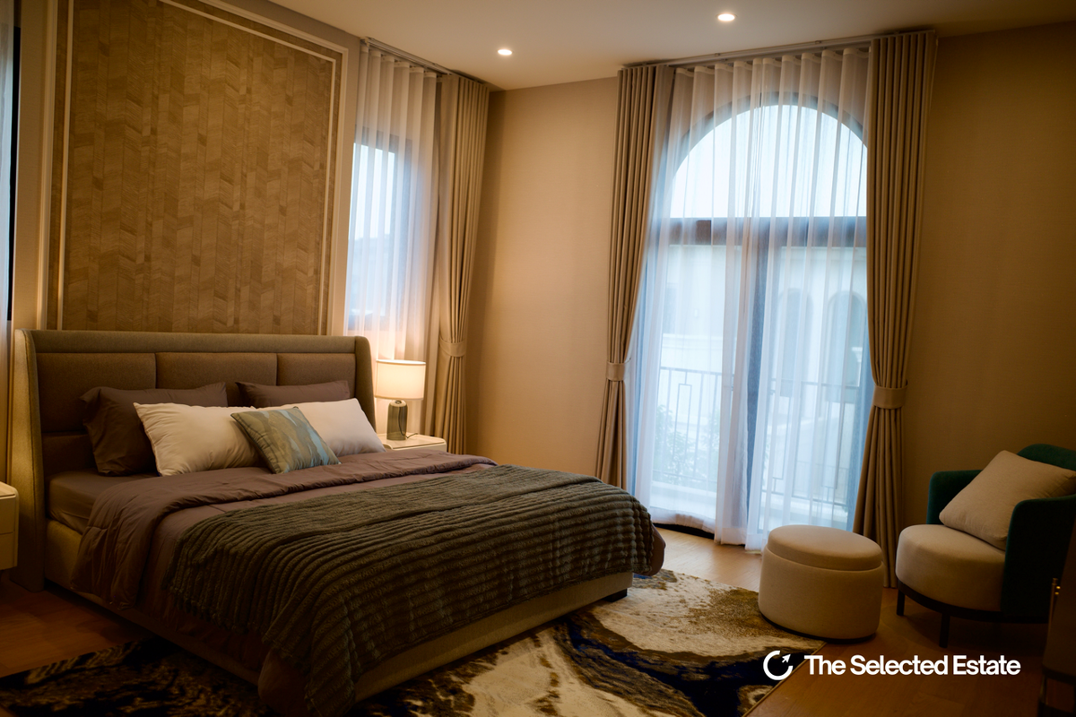 HousePattanakan, Srinakarin : 📍Sale & Amp; Ret: 5 Bedrooms | 6 Bathrooms - 705 SQM | 120 SQ.WA: RENT 800,000 THB/Month - Sale 85 MB