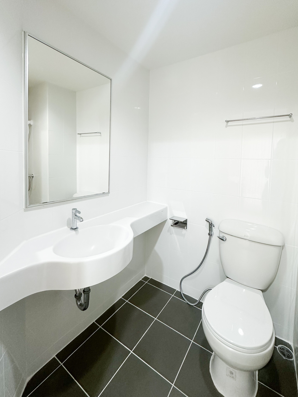 For SaleCondoKaset Nawamin,Ladplakao : Lumphini Ram Inthra-Lat Pla Khao 2, beautiful room with new furniture