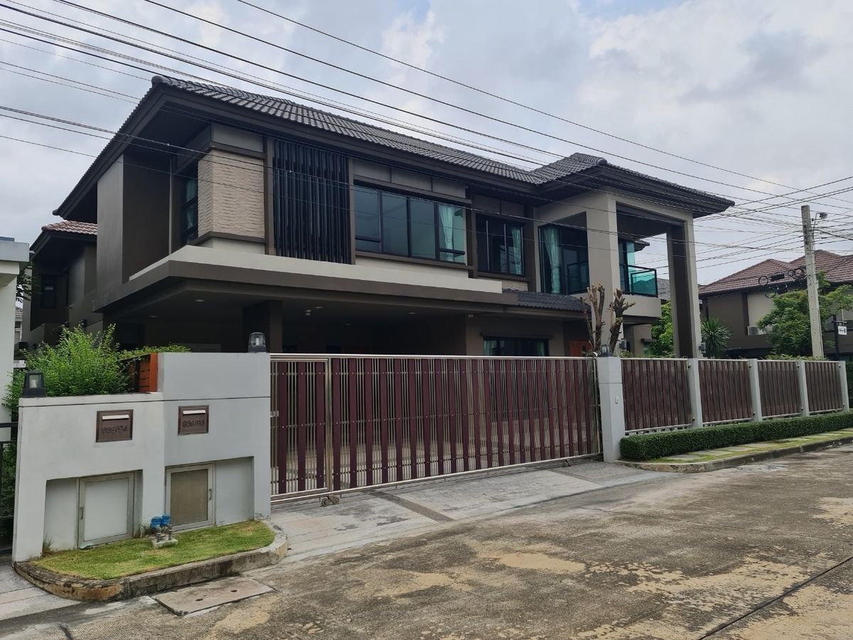 ขายบ้านนวมินทร์ รามอินทรา : ขายบ้าน หลังใหญ่ หลังมุม ไลฟ์ บางกอก บูเลอวาร์ด – รามอินทรา
 บ้านเลขที่ 888 บ้านองศา 100 ตามหลักฺวงจุ้ย