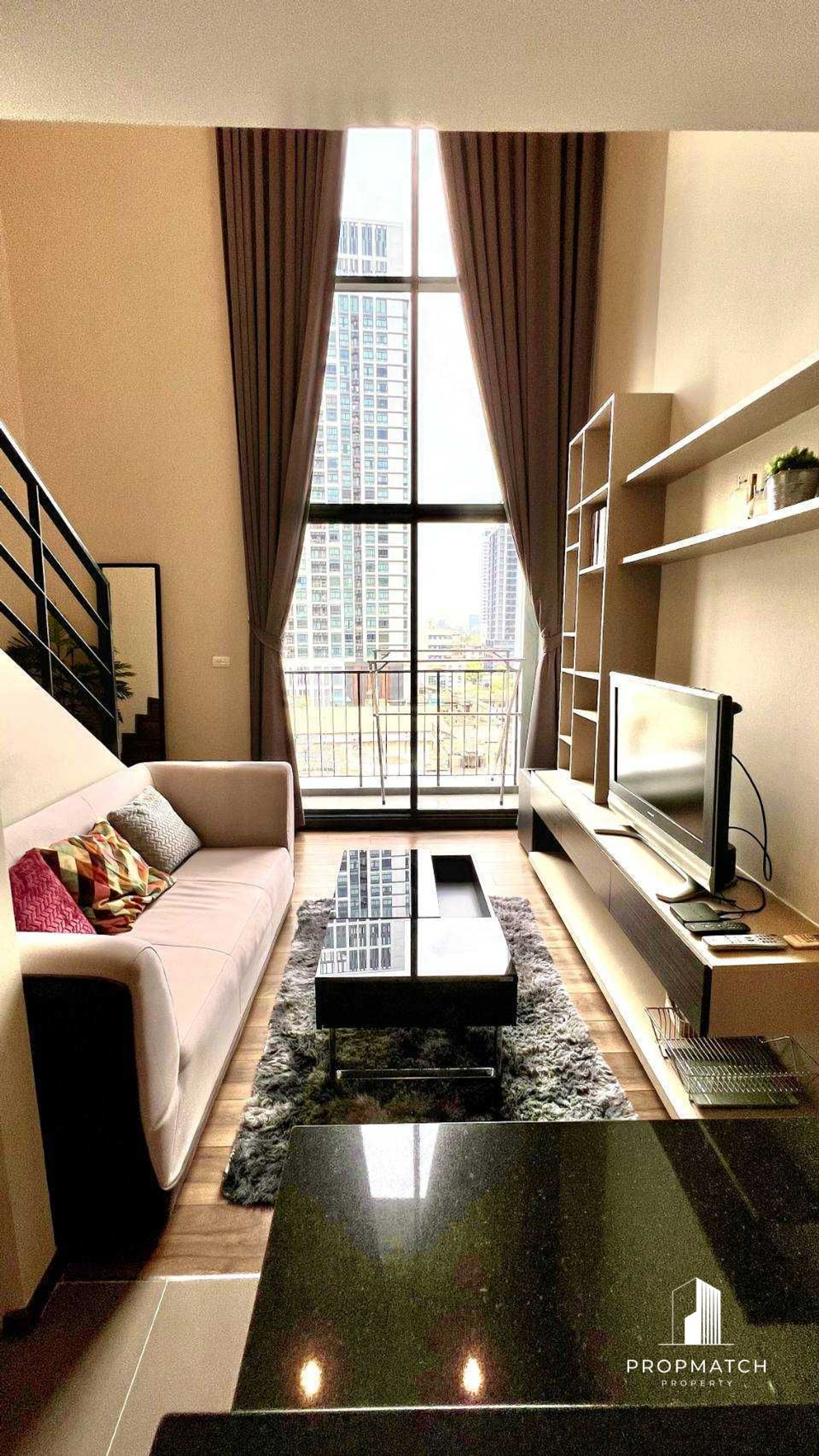 ให้เช่าคอนโดสะพานควาย จตุจักร : ⚡️Flash Deal⚡️Onyx Phaholyothin  (1Bed 1Bath 43 SQM.) ชั้นสูง วิวสวยมาก!! เช่าเพียง 19,000 บาท เท่านั้น!! Tel.0981315848 @propmatch