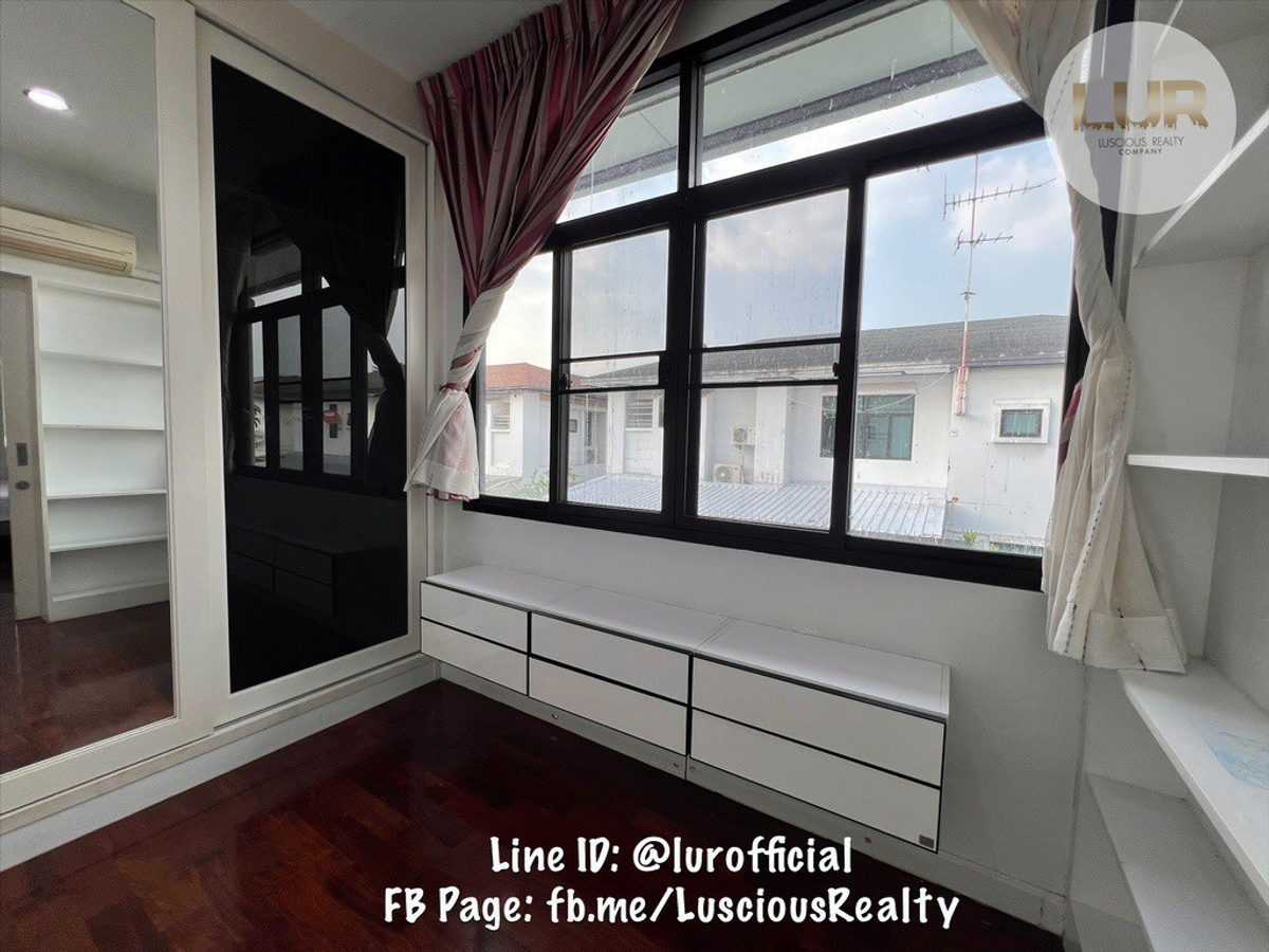 For SaleHousePhutthamonthon, Salaya : House for sale, The Gallery Setthasiri ' S Collection Phutthamonthon 1, price 12.00 million baht (negotiable)