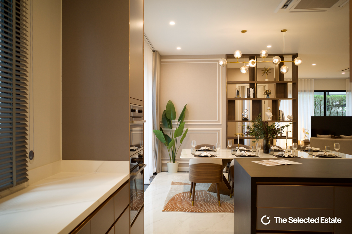 HousePattanakan, Srinakarin : 📍Sale & Amp; Ret: 5 Bedrooms | 6 Bathrooms - 705 SQM | 120 SQ.WA: RENT 800,000 THB/Month - Sale 85 MB