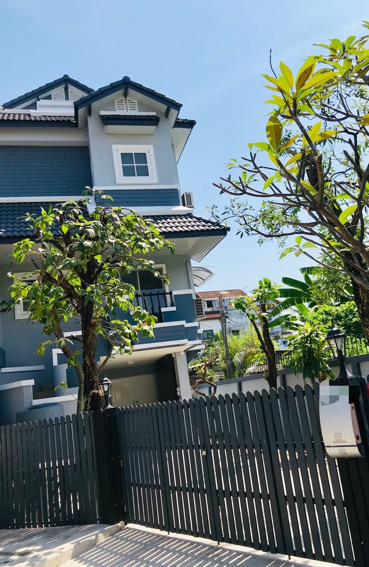 ให้เช่าทาวน์โฮมเกษตร นวมินทร์ ลาดปลาเค้า : ให้เช่าทาวน์โฮมเล่นระดับ5ชั้น ถนนประเสริฐมนูกิจ29 แอร์เฟอร์นิเจอร์บางส่วน มี4นอน4น้ำ ราคาเช่า28,000บาท [สามารถจดทะเบียนบริษัทได้]