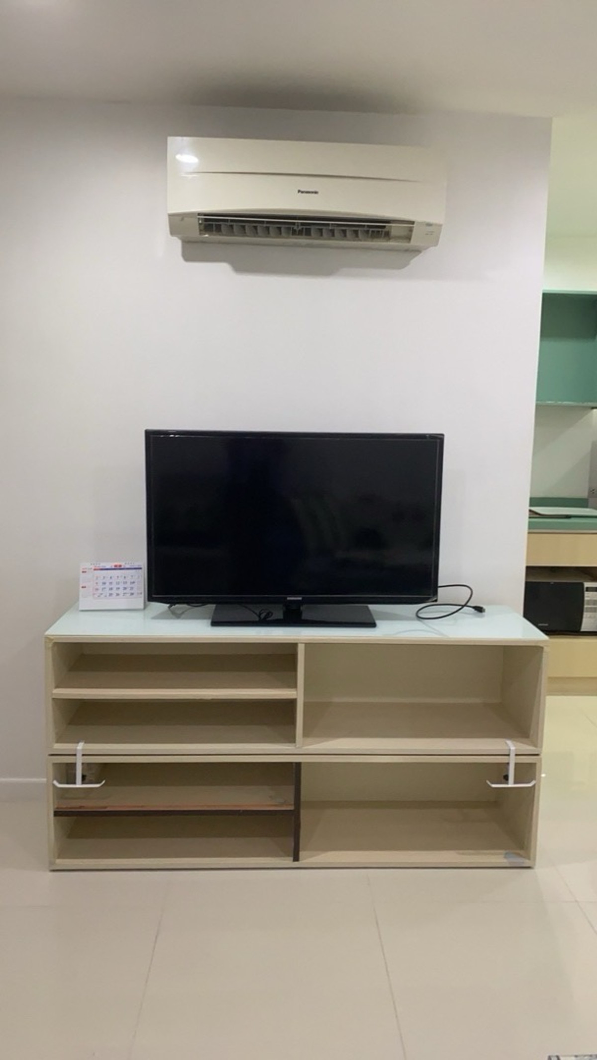 ให้เช่าคอนโดพัฒนาการ ศรีนครินทร์ : 🚩9,000.-Newค่ะ ห้องพร้อมอยู่ Element Srinakarin  1 น 1 น้ำ ขนาด 30 ตร.ม.  ห้องสวย อยู่สบาย  มีเครื่องซักผ้า   ติดต่อป้าแหม่ม Tel/Line : 0992982923 Jim3/1/15