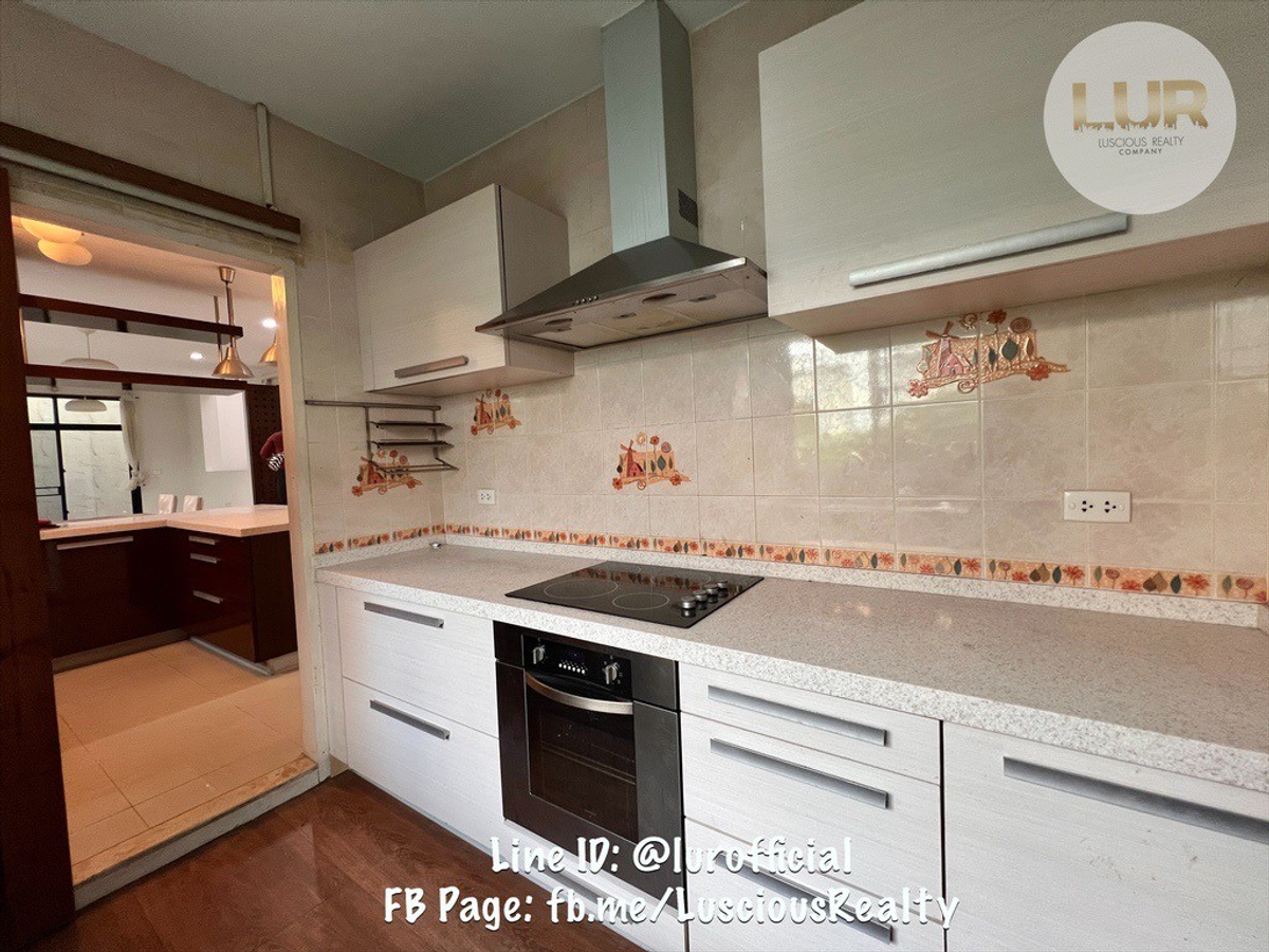 For SaleHousePhutthamonthon, Salaya : House for sale, The Gallery Setthasiri ' S Collection Phutthamonthon 1, price 12.00 million baht (negotiable)