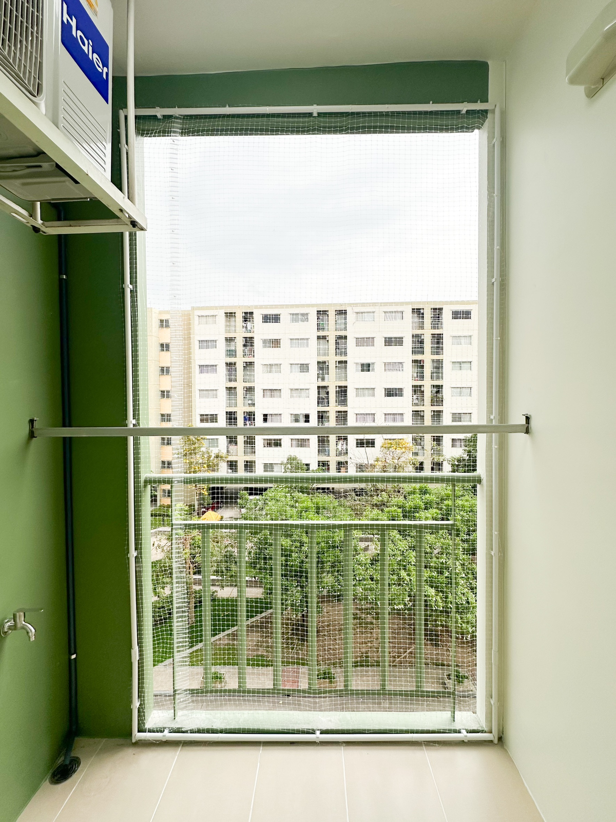 For SaleCondoKaset Nawamin,Ladplakao : Lumphini Ram Inthra-Lat Pla Khao 2, beautiful room with new furniture