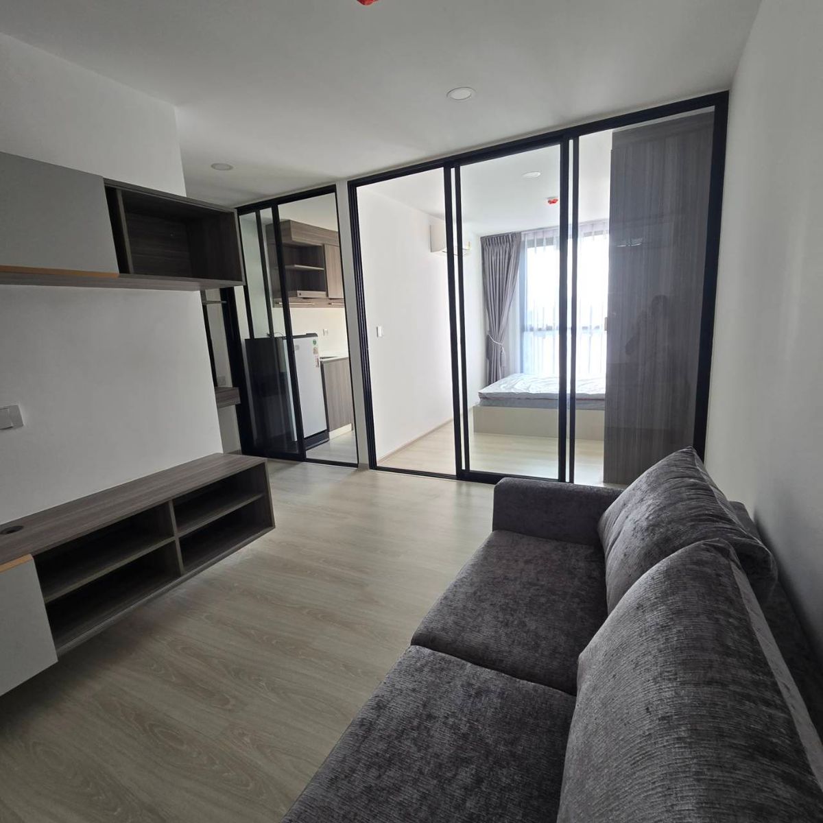 For RentCondoVipawadee, Don Mueang, Lak Si : Ken Sington 63, near BTS BTS, Phahonyothin 59