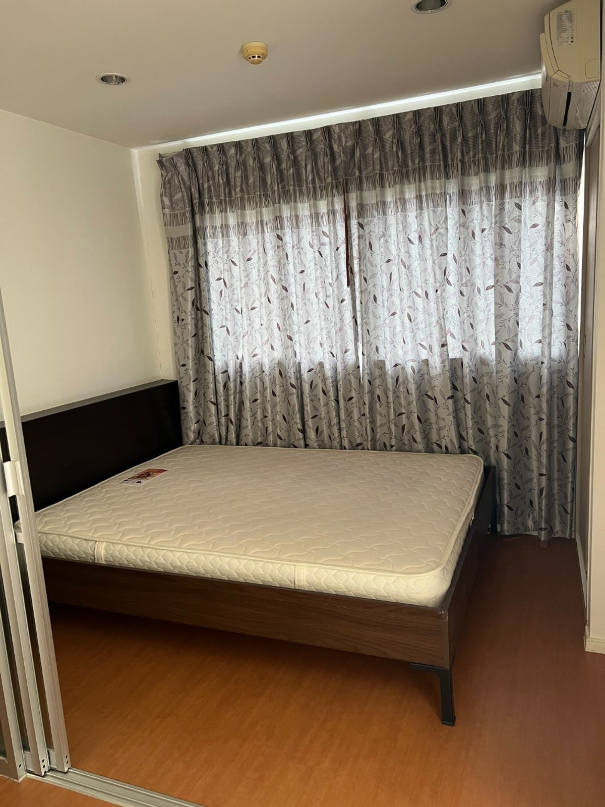 For SaleCondoKaset Nawamin,Ladplakao : S-LPRL127 Lumphini Condo for sale, Condo Town Ram Inthra-Lat Pla Khao Phase 1, 5th floor, B2 Building B2, City View 22.58 sqm. 1 Broken 1, 1 water 1.23 million 064-959-8900