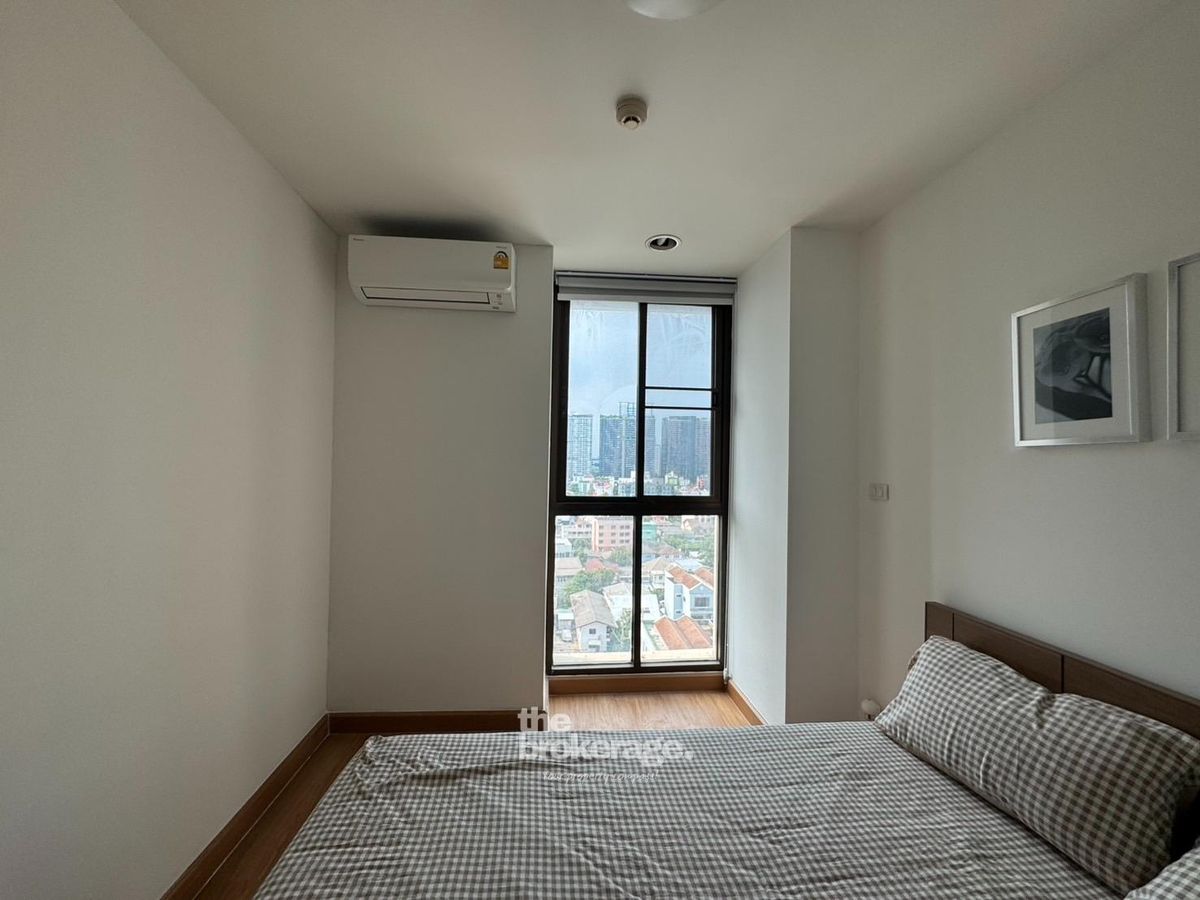 For RentCondoLadprao, Central Ladprao : Line: @thebrokerage for rent IDEO Ladprao 5 1 bedroom, 1 bathroom 33 sqm. 13,000 baht !!