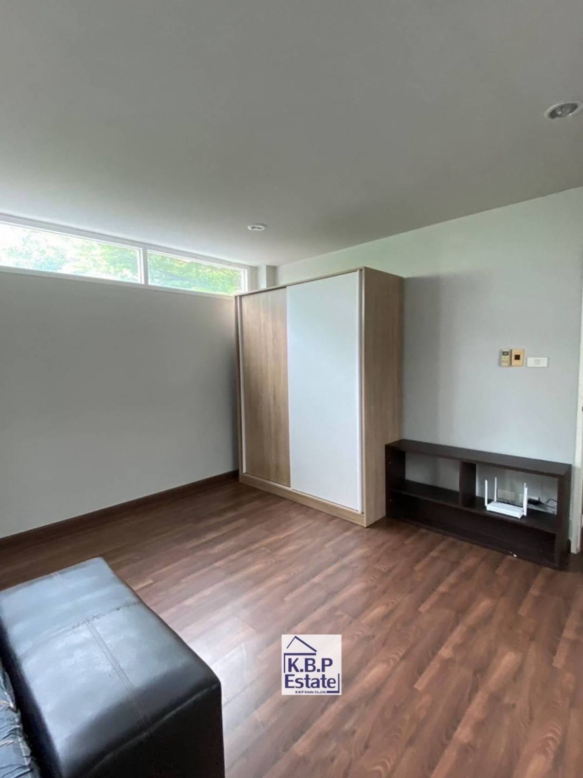 For RentTownhomeSukhumvit, Asoke, Thonglor : For RENT Single House Sukhumvit 49 (Thonglor Area) Fully Furniture Type 3 Beds 3 Baths +1MAID Room