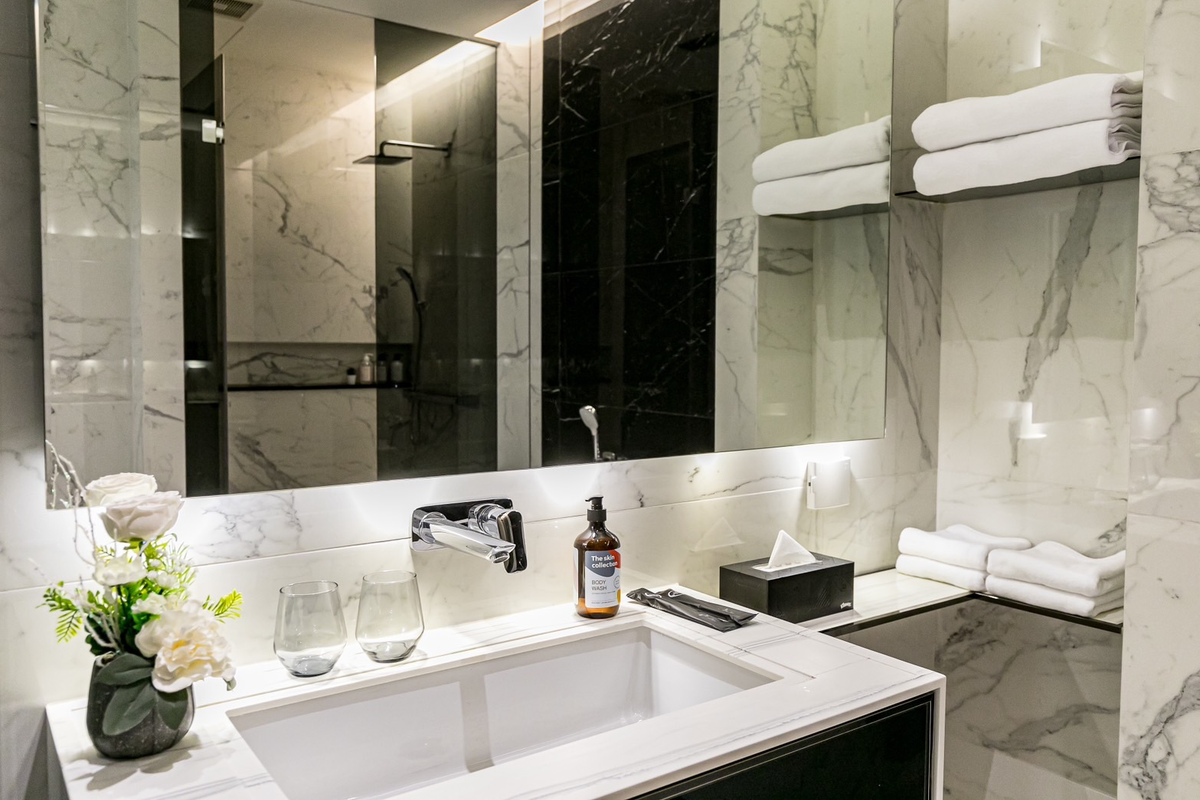 For SaleCondoSukhumvit, Asoke, Thonglor : Condo for sale The Bangkok Thonglor, Thong Lo, Soi 1, next to the Lak Thong Lo Road, near BTS Thonglor 600 meters, 95 sqm.