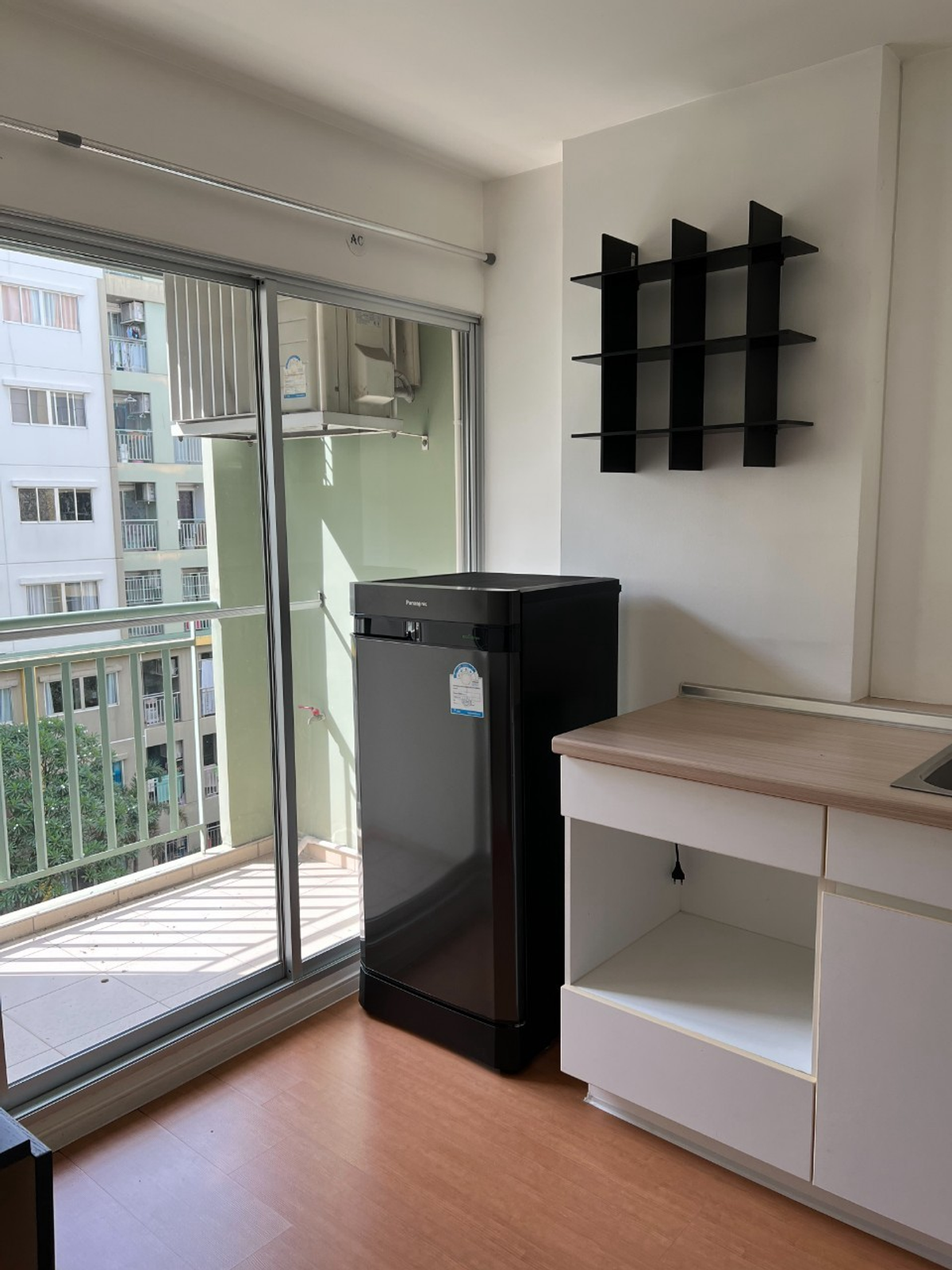 For SaleCondoKaset Nawamin,Ladplakao : S-LPRL127 Lumphini Condo for sale, Condo Town Ram Inthra-Lat Pla Khao Phase 1, 5th floor, B2 Building B2, City View 22.58 sqm. 1 Broken 1, 1 water 1.23 million 064-959-8900