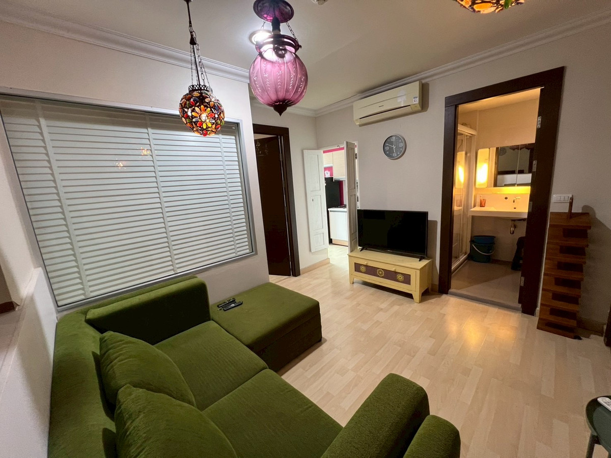 ให้เช่าคอนโดรัชดา ห้วยขวาง : ให้ เช่า ด่วน Rhythm Ratchada ริทึ่ม รัชดา (ห้องใหม่ ราคาพิเศษ)