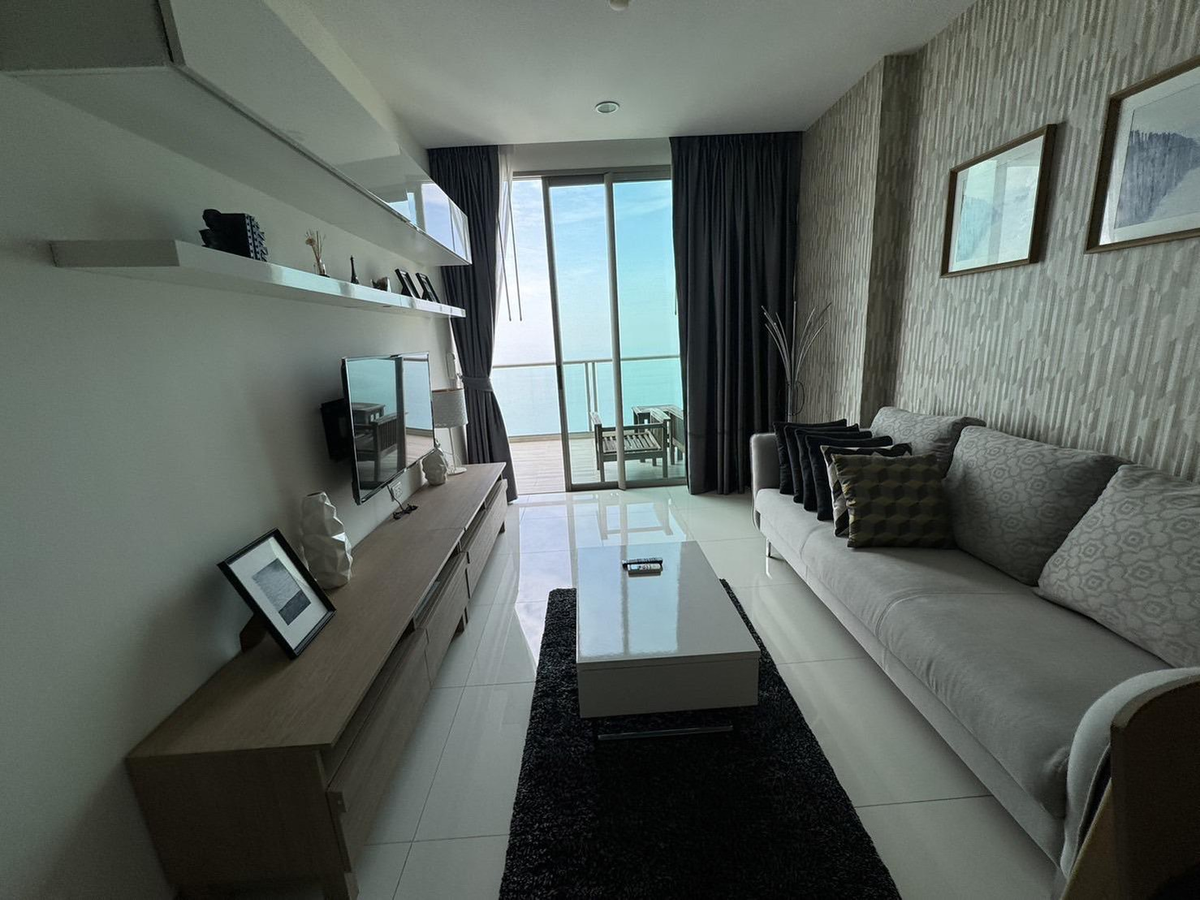 For SaleCondoPattaya, Bangsaen, Chonburi : For Sale Condo Riviera Wongamat 1 Beds Corner Type (S03-1989S)