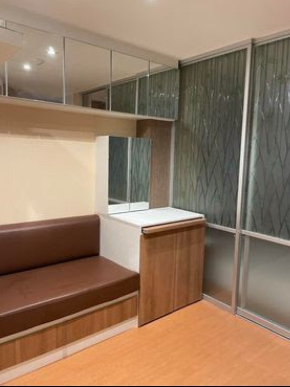 ขายคอนโดเสรีไทย-นิด้า : S-LPND121 ขาย คอนโด ลุมพินี ทาวน์ นิด้า เสรีไทย ชั้น5 ตึกA1 วิวเมือง 22.87ตรม. 1นอน 1น้ำ 1.19 ล้าน 064-959-8900