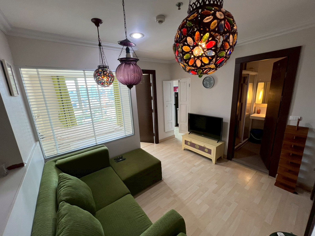 ให้เช่าคอนโดรัชดา ห้วยขวาง : ให้ เช่า ด่วน Rhythm Ratchada ริทึ่ม รัชดา (ห้องใหม่ ราคาพิเศษ)