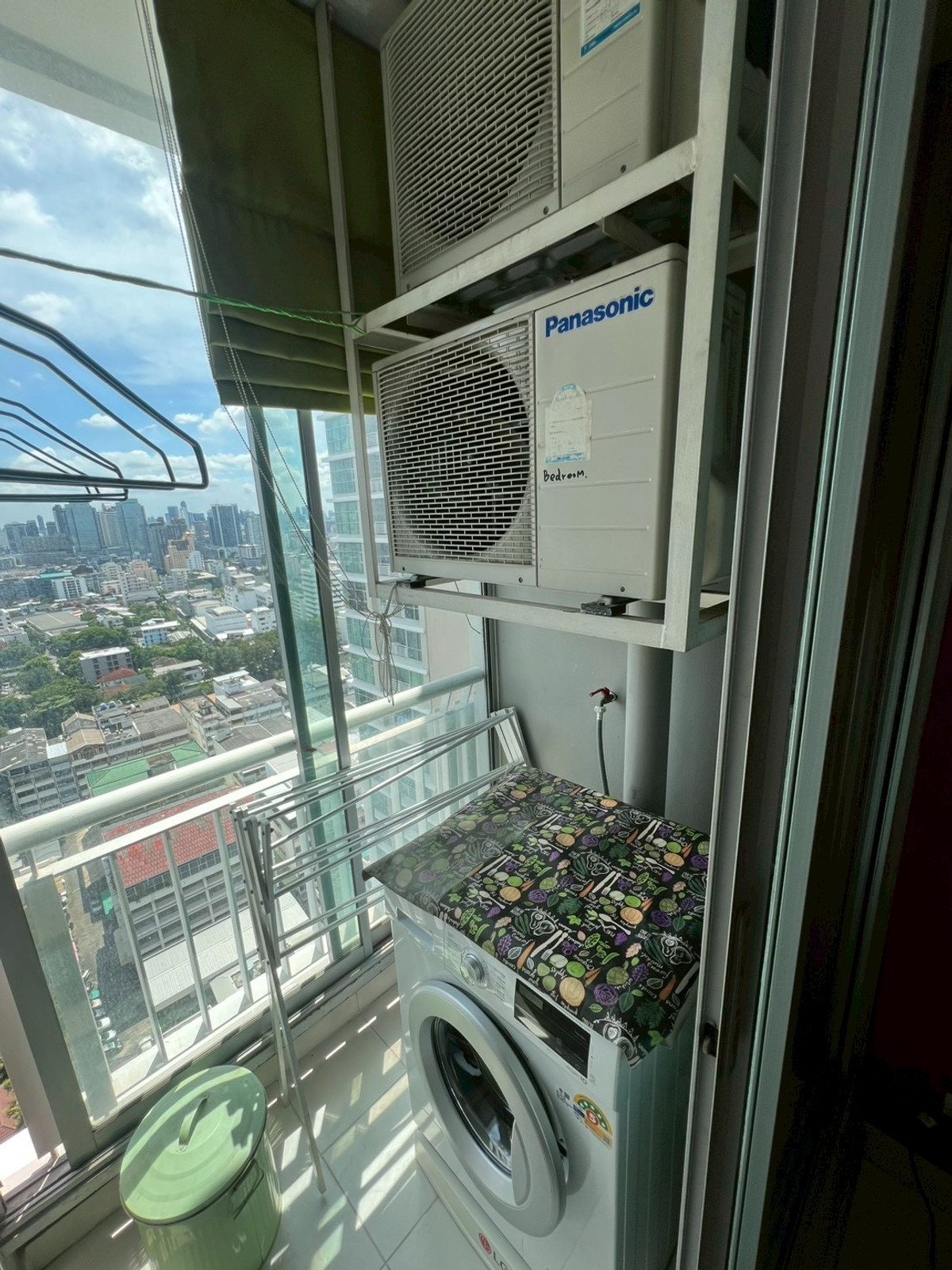 ให้เช่าคอนโดรัชดา ห้วยขวาง : ให้ เช่า ด่วน Rhythm Ratchada ริทึ่ม รัชดา (ห้องใหม่ ราคาพิเศษ)