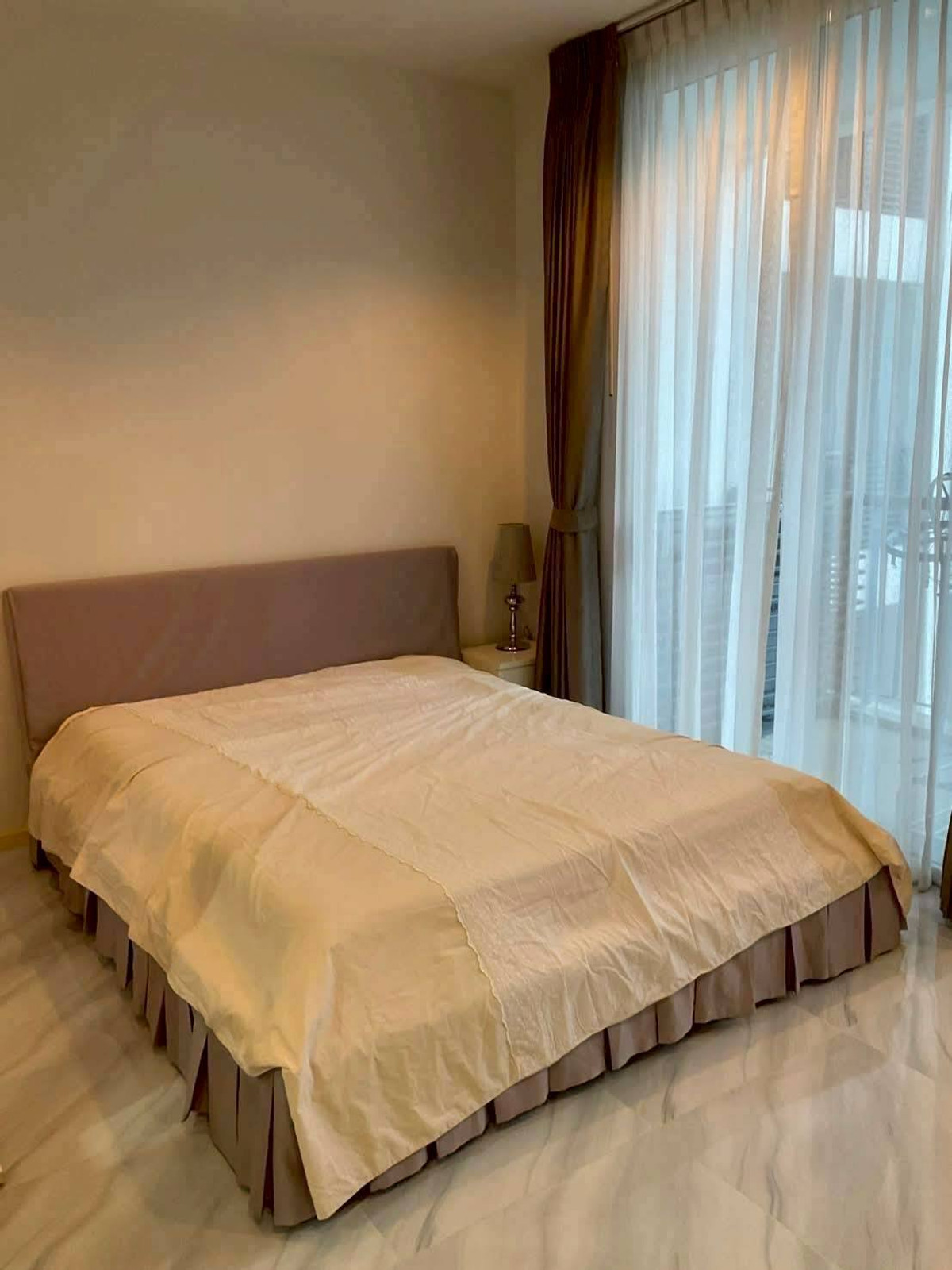For RentCondoRatchathewi,Phayathai : For rent, Villa Ratchathewi (empty room), 16th floor.