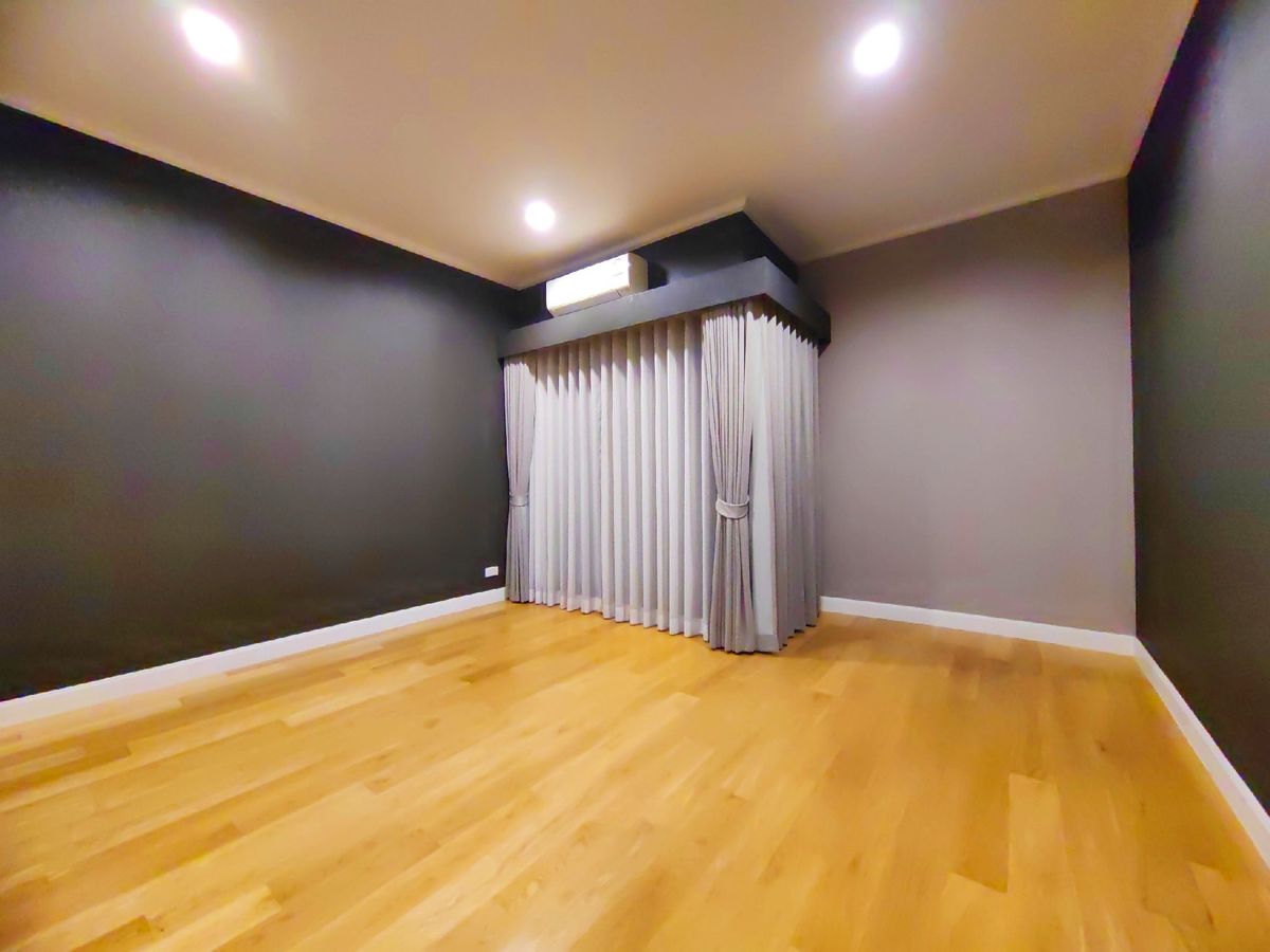 ขายบ้านลาดพร้าว101 แฮปปี้แลนด์ : 📢👇ขายบ้านเดี่ยว 3 ชั้น เดินทางสะดวกหลายเส้นทาง ใกล้โรงเรียนนานาชาติหลายแห่งใกล้สถานีรถไฟฟ้า ปากซอย ลาดพร้าว 101