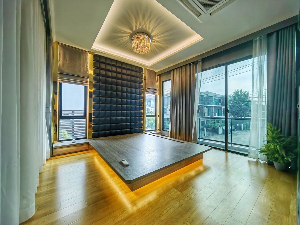 ขายบ้านลาดพร้าว101 แฮปปี้แลนด์ : 📢👇ขายบ้านเดี่ยว 3 ชั้น เดินทางสะดวกหลายเส้นทาง ใกล้โรงเรียนนานาชาติหลายแห่งใกล้สถานีรถไฟฟ้า ปากซอย ลาดพร้าว 101