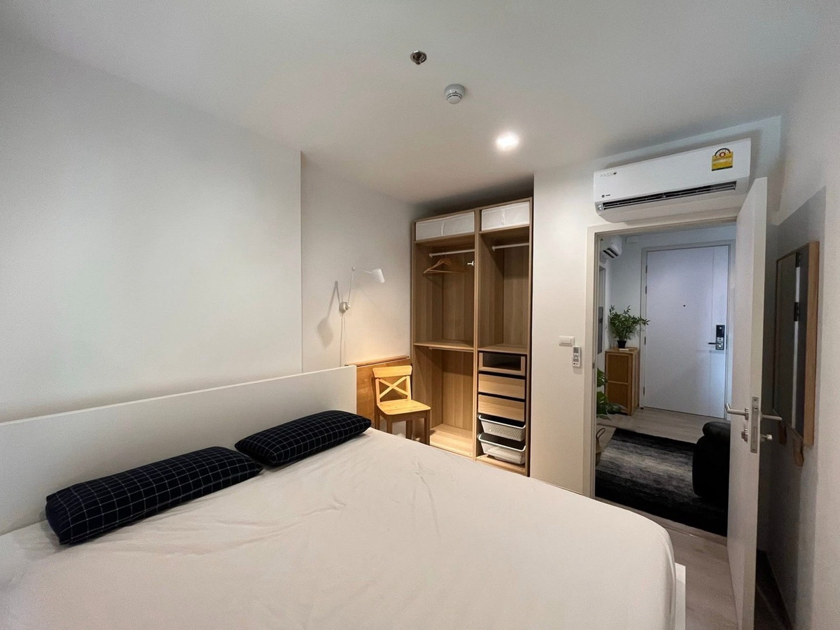 For RentCondoBang kae, Phetkasem : For rent 🎉The Base Phetkasam clear view, near MRT Phetkasem 48. Interested ✅ Line ID: @ladysai