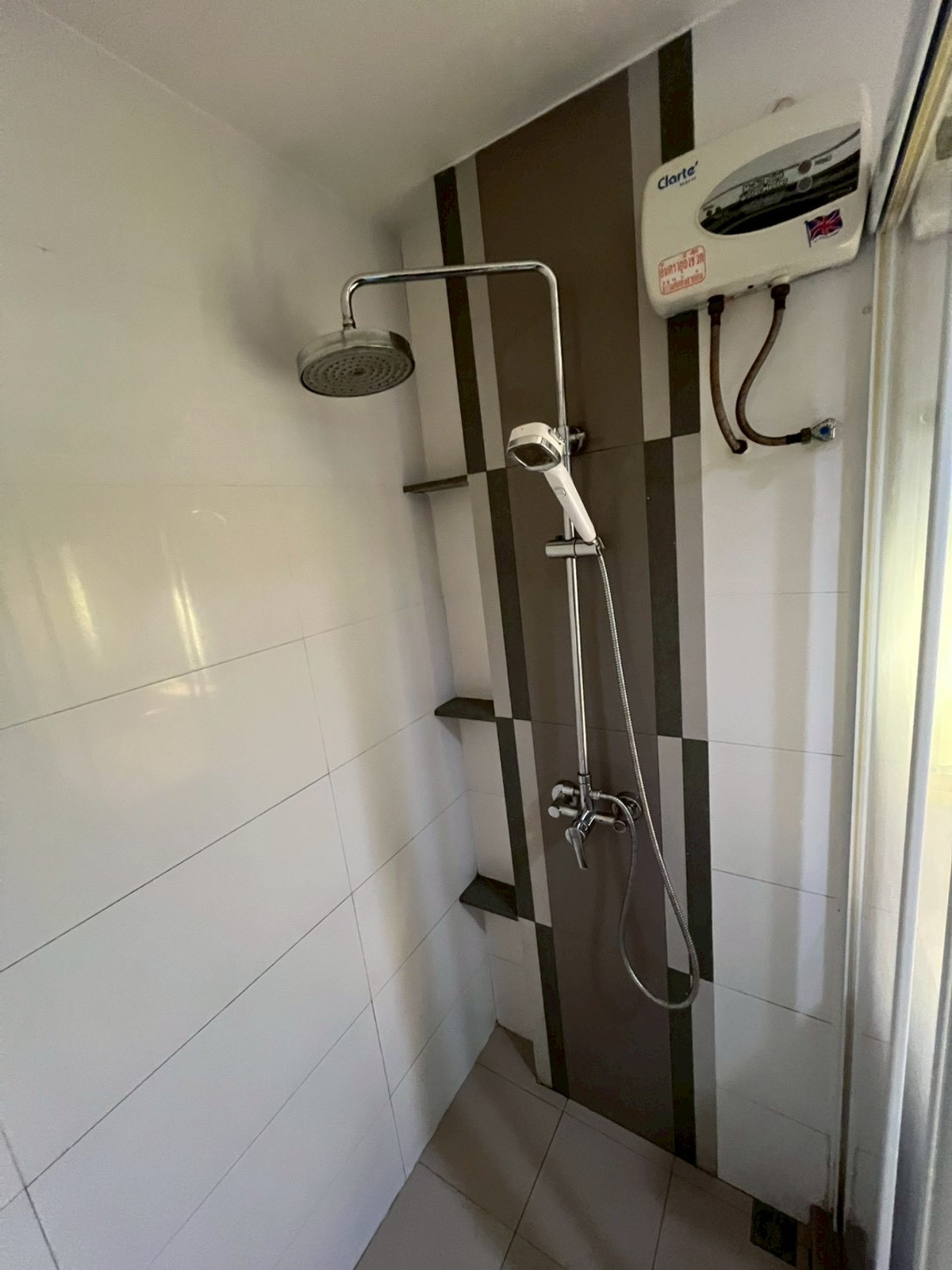 ให้เช่าคอนโดรัชดา ห้วยขวาง : ให้ เช่า ด่วน Rhythm Ratchada ริทึ่ม รัชดา (ห้องใหม่ ราคาพิเศษ)